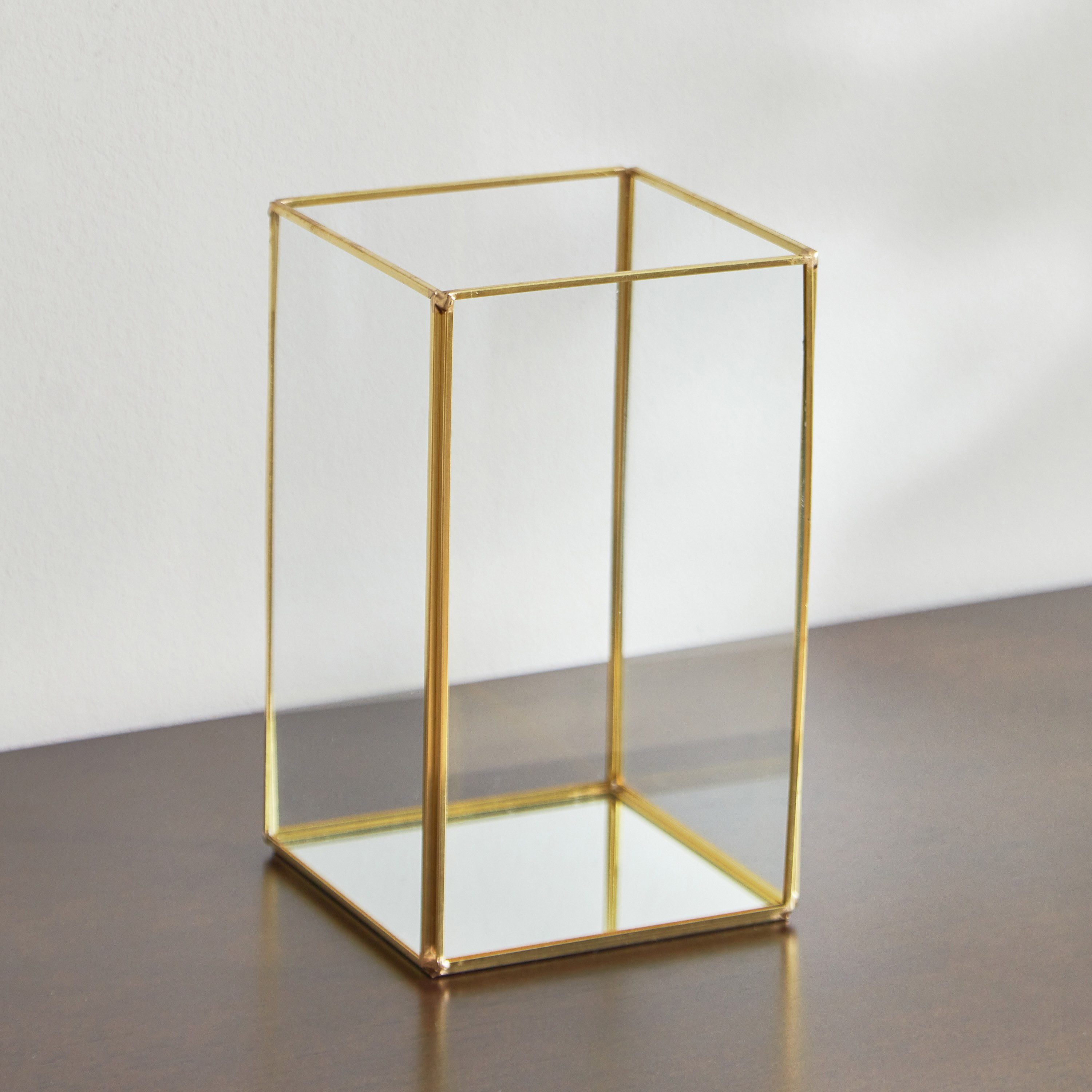 فانوس معدن من فيريتي - 12x12x20 سم-hbxdecorandfurnishings-homeaccessories-lanterns-image-3