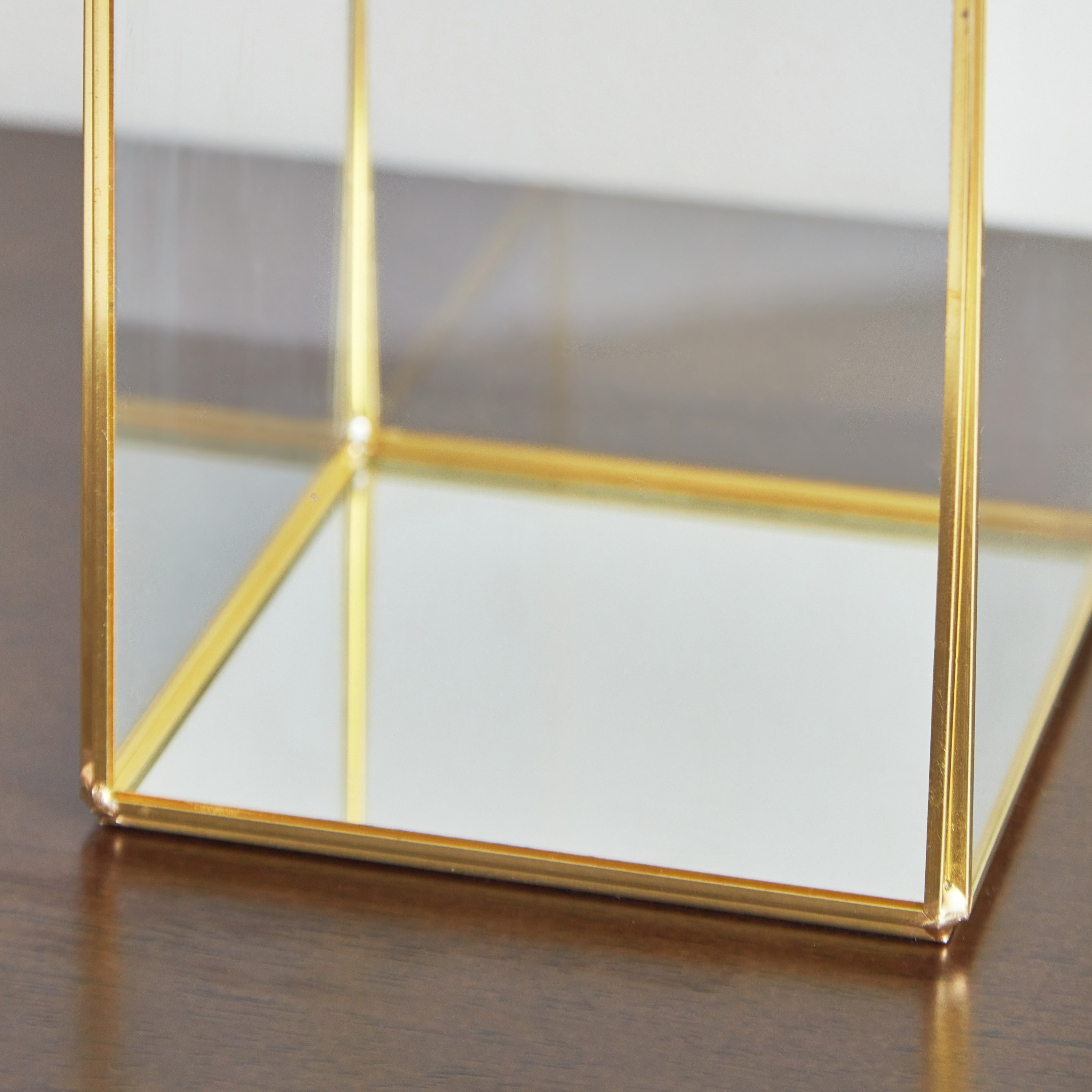 فانوس معدن من فيريتي - 12x12x20 سم-hbxdecorandfurnishings-homeaccessories-lanterns-image-5