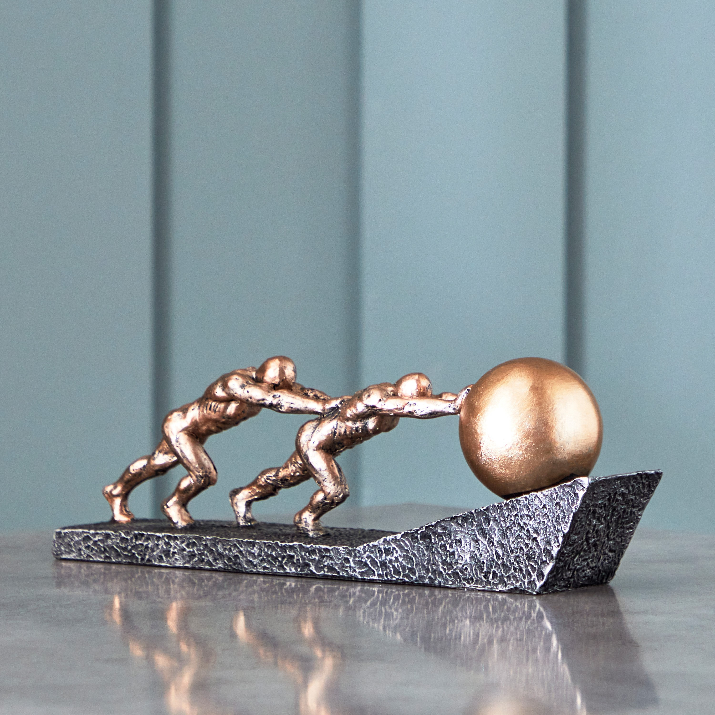 زينة ديكور بوليريسين من هولي - 25.8x6x9.1 سم-hbxhomeware-homedecor-figurinesandornaments-image-1
