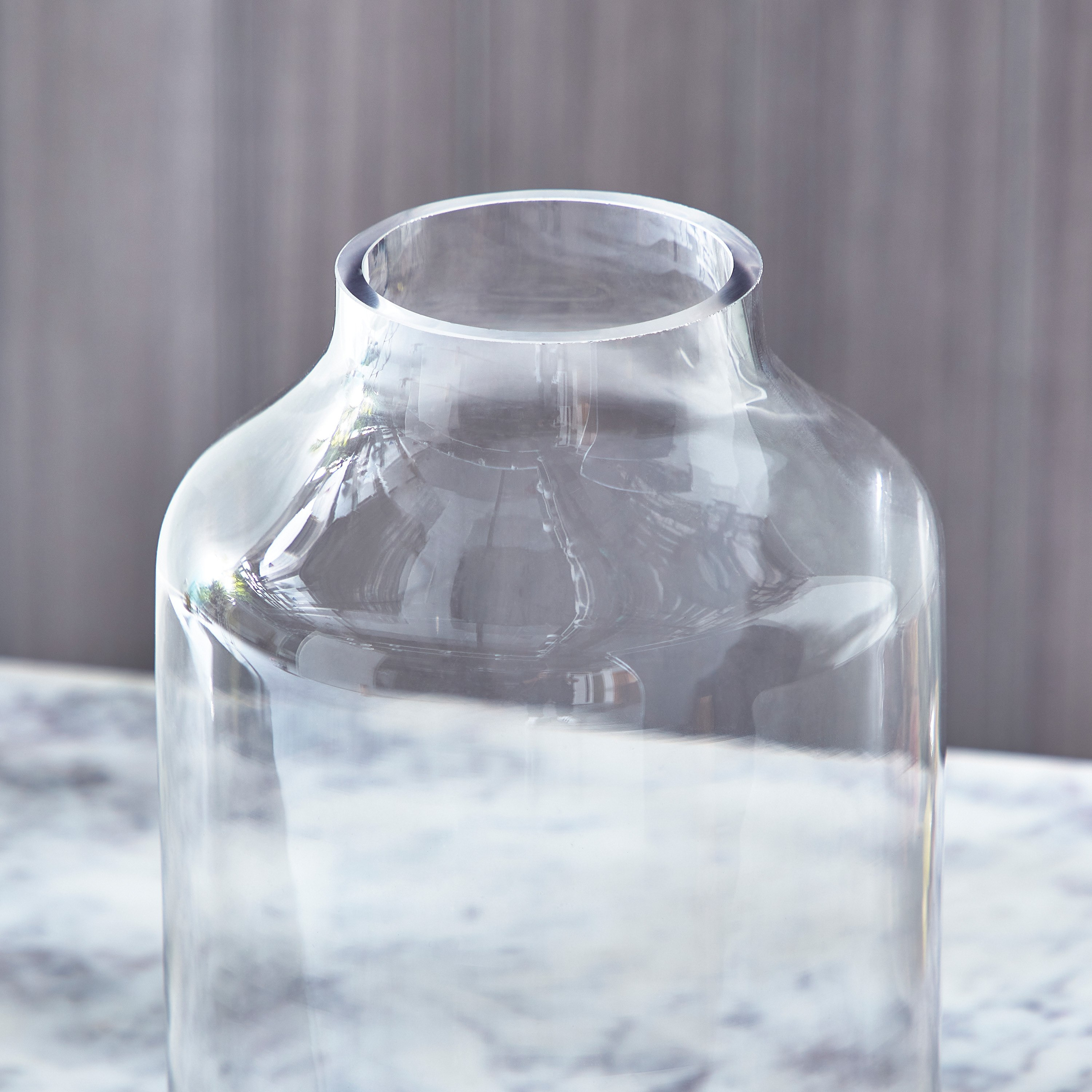 مزهرية زجاجية من أتلانتا - 17x17x30 سم-hbxbedroom-decorandaccessories-vases-image-3