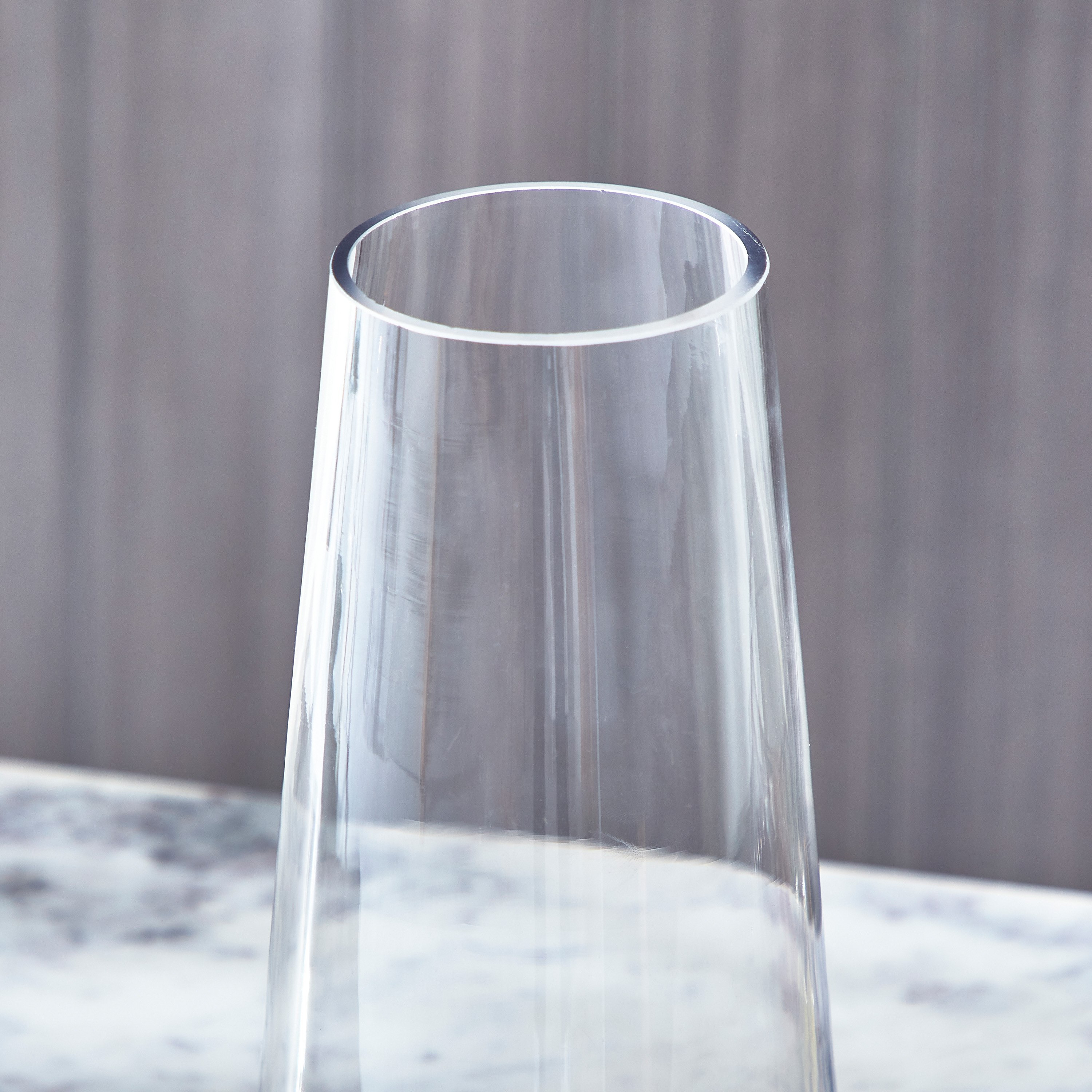 مزهرية زجاج مستطيلة من أتلانتا - 13.5x13.5x30 سم-hbxbedroom-decorandaccessories-vases-image-4