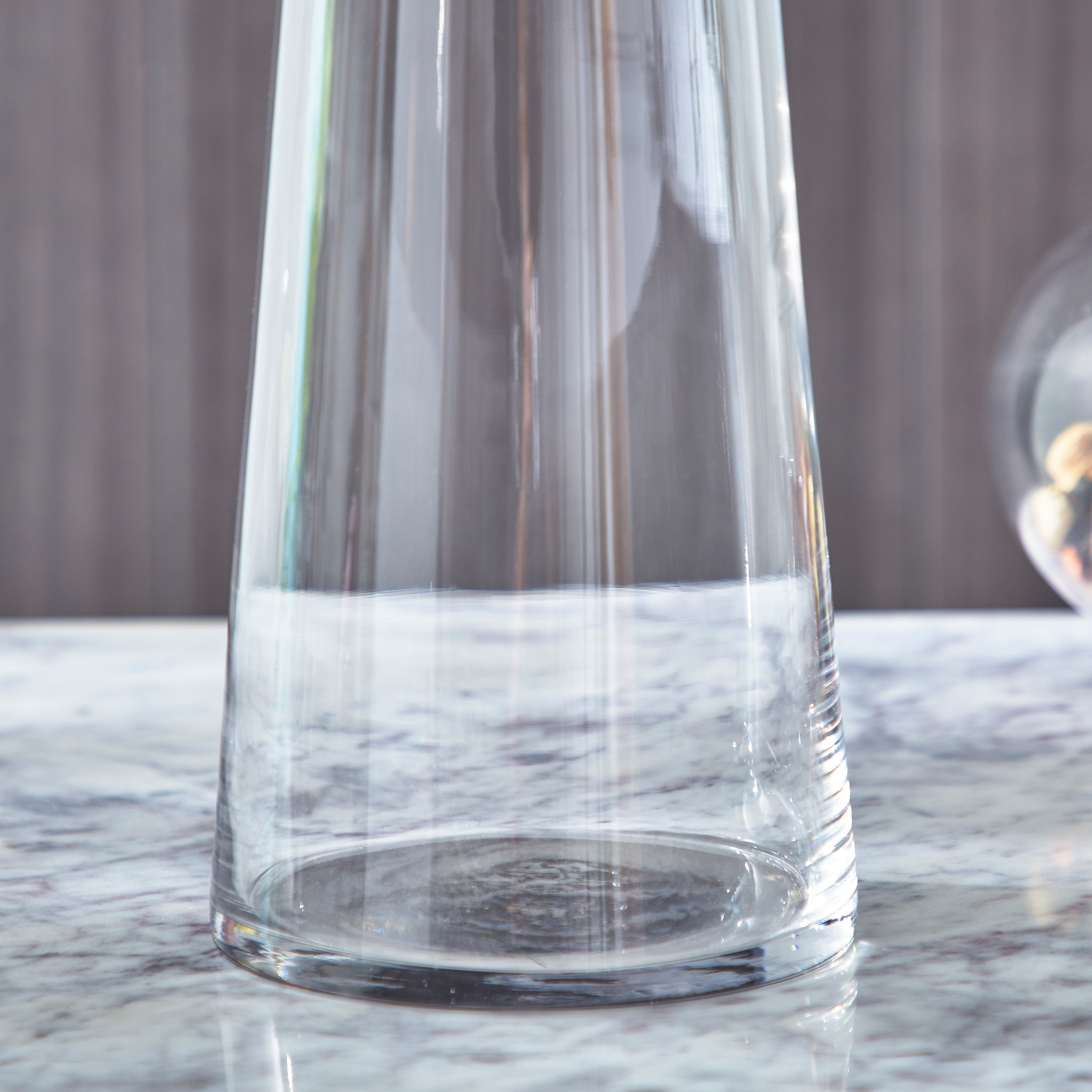 مزهرية زجاج مستطيلة من أتلانتا - 13.5x13.5x30 سم-hbxbedroom-decorandaccessories-vases-image-5