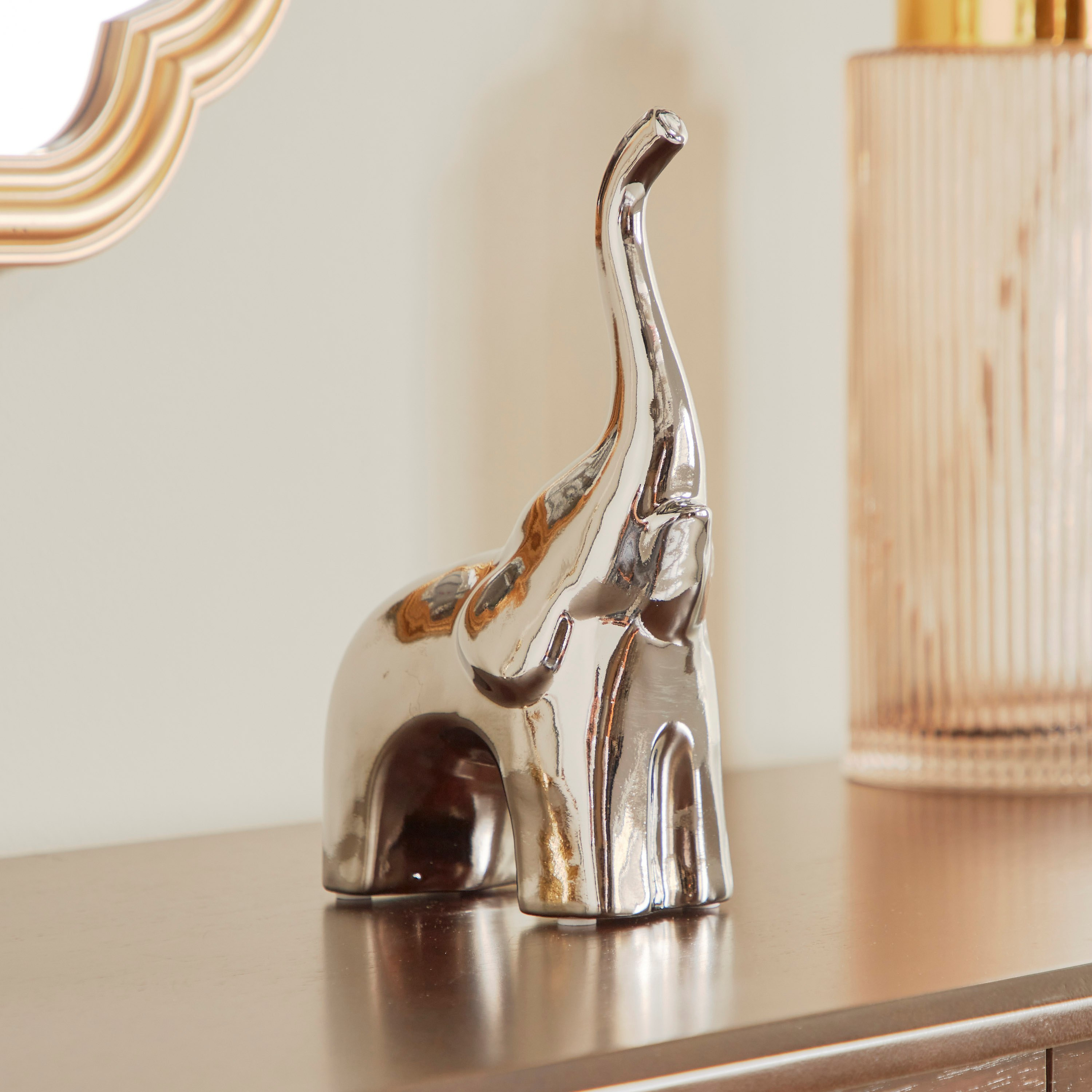 تمثال فيل سيراميك من رون ألوها - 12.5x7x21 سم-hbxhomeware-homedecor-figurinesandornaments-image-3