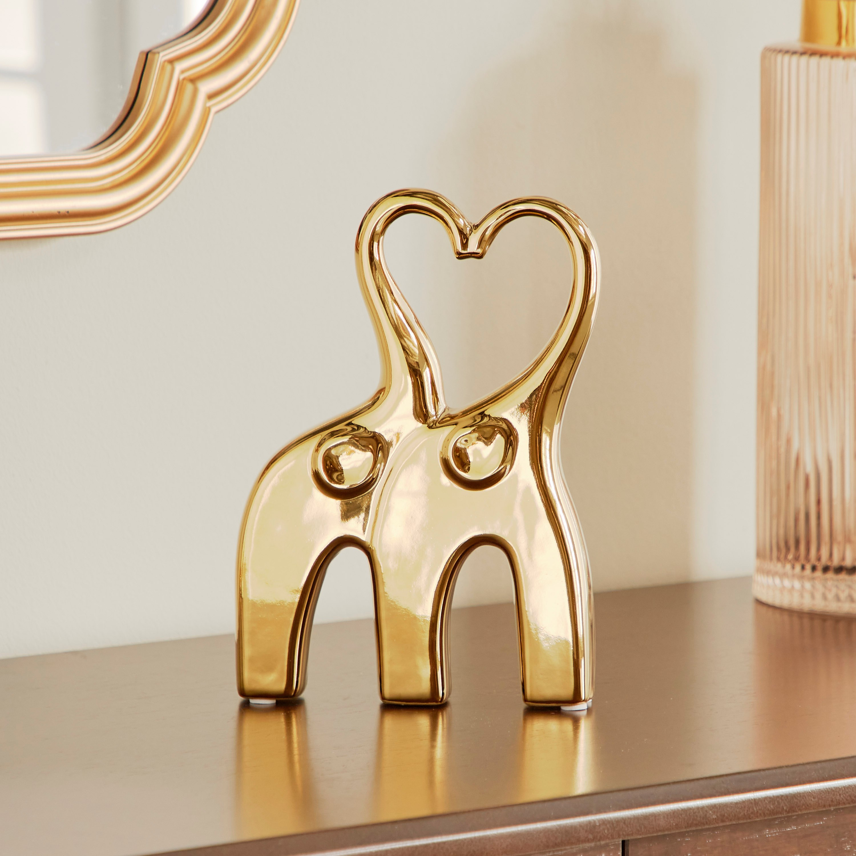 تمثال فيل سيراميك من رون ألوها - 15x4x20.5 سم-hbxhomeware-homedecor-figurinesandornaments-image-1