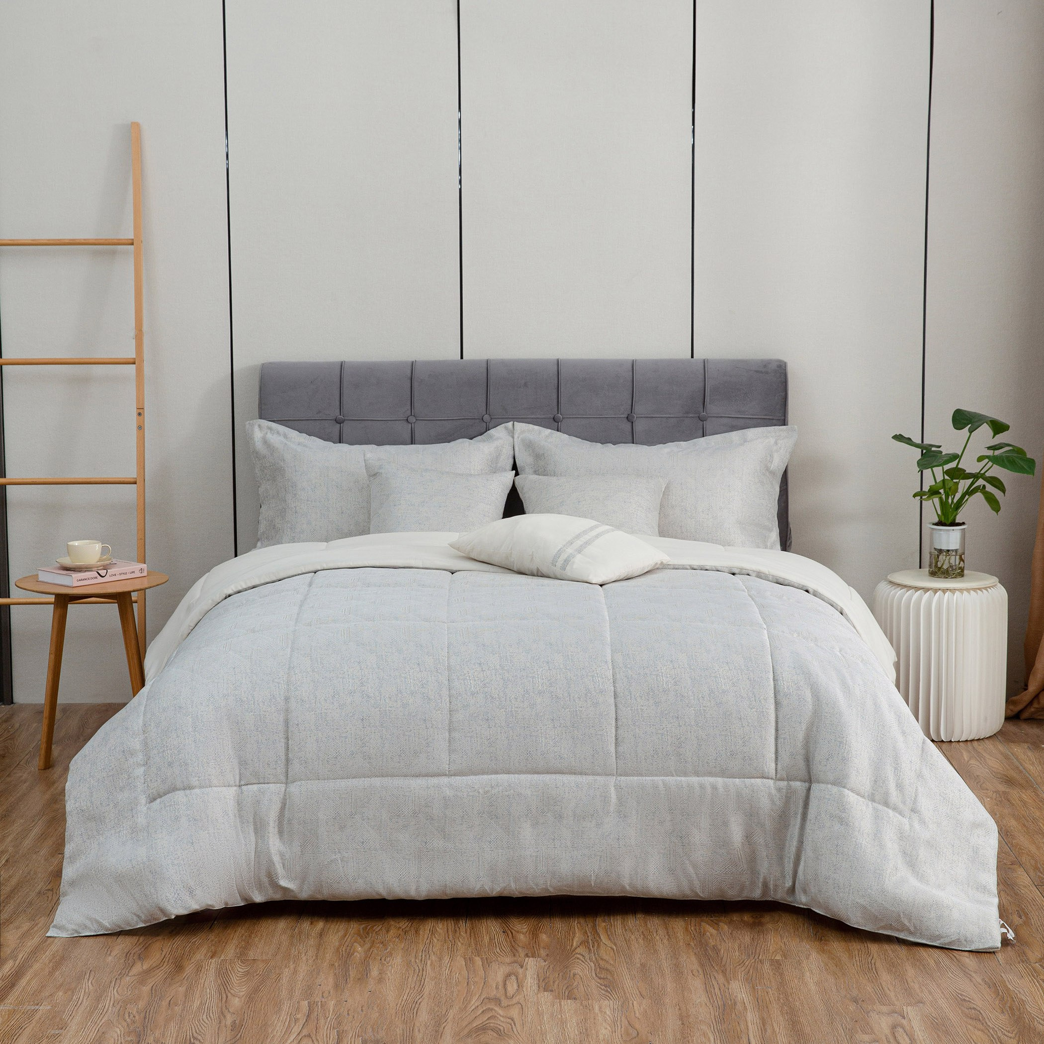 طقم لحاف كينج جاكارد 7 قطع من بروكيد - 220x240 سم-hbxhomeware-hbxdecorandfurnishings-image-2