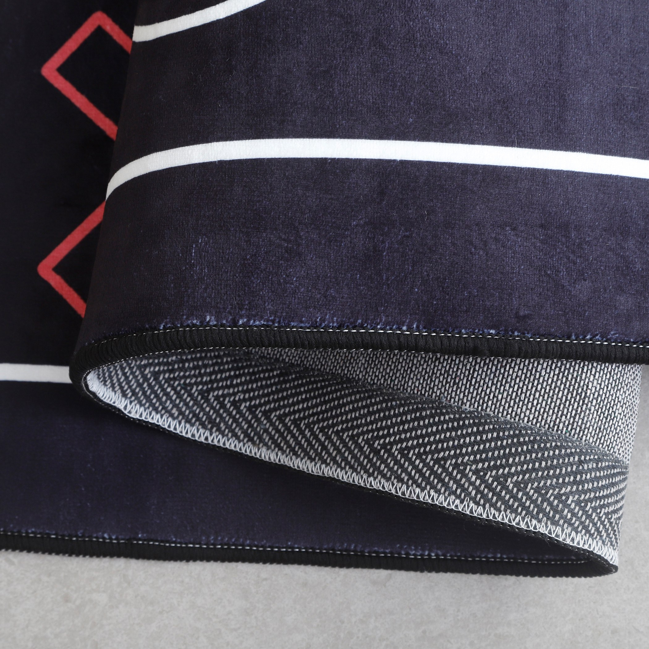 سجادة فلانيل بطبعات من جيمينج - 110x160 سم-hbxhomeware-hbxkidsandyouth-image-3