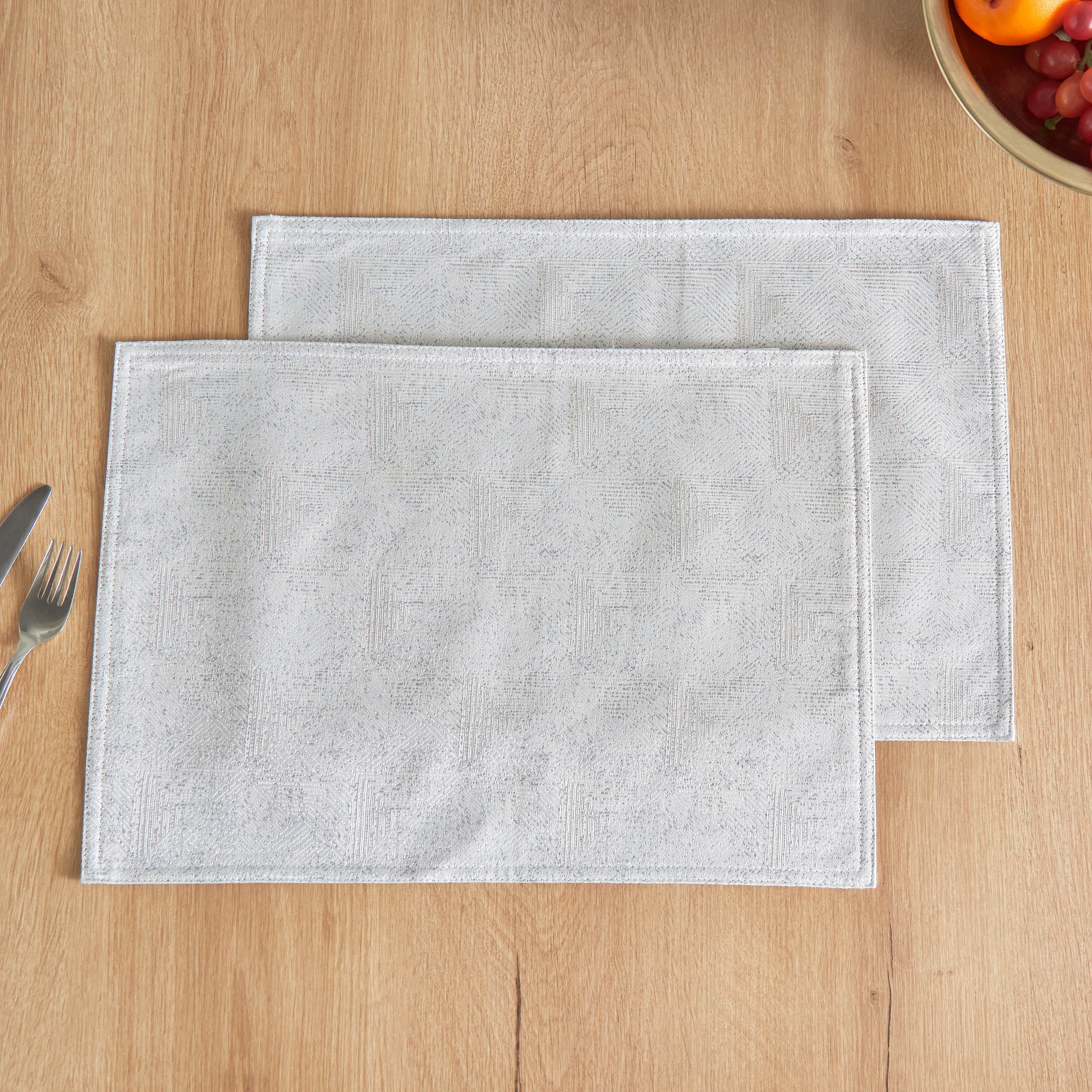 Harper Bia 2-Piece Reversible Jacquard Placemat Set - 33x48 cm-hbxdecorandfurnishings-homefurnishings-tablelinens-image-1