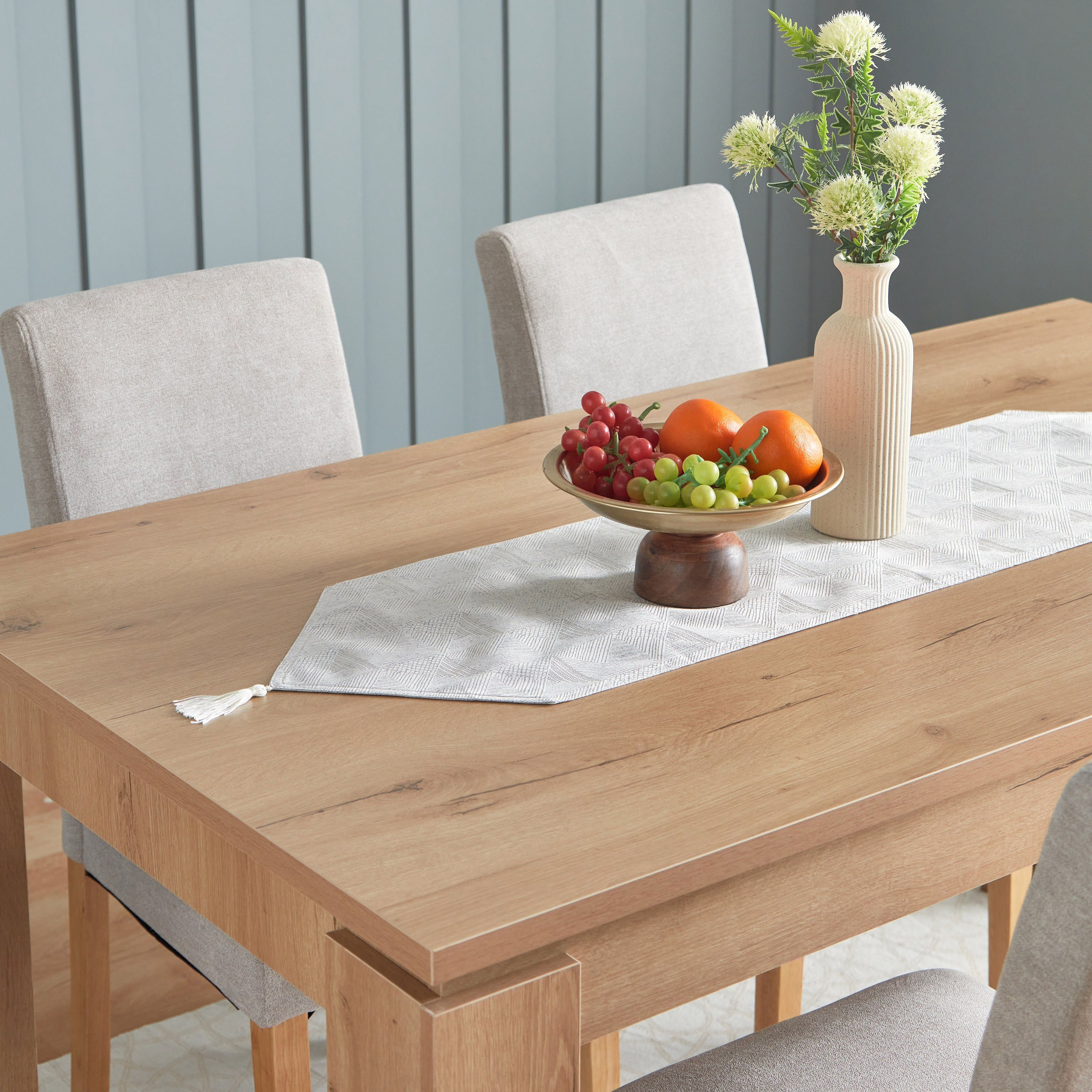 مفرش طاولة جاكار من هاربر بيا- 33x120 سم-hbxdecorandfurnishings-homefurnishings-tablelinens-image-6