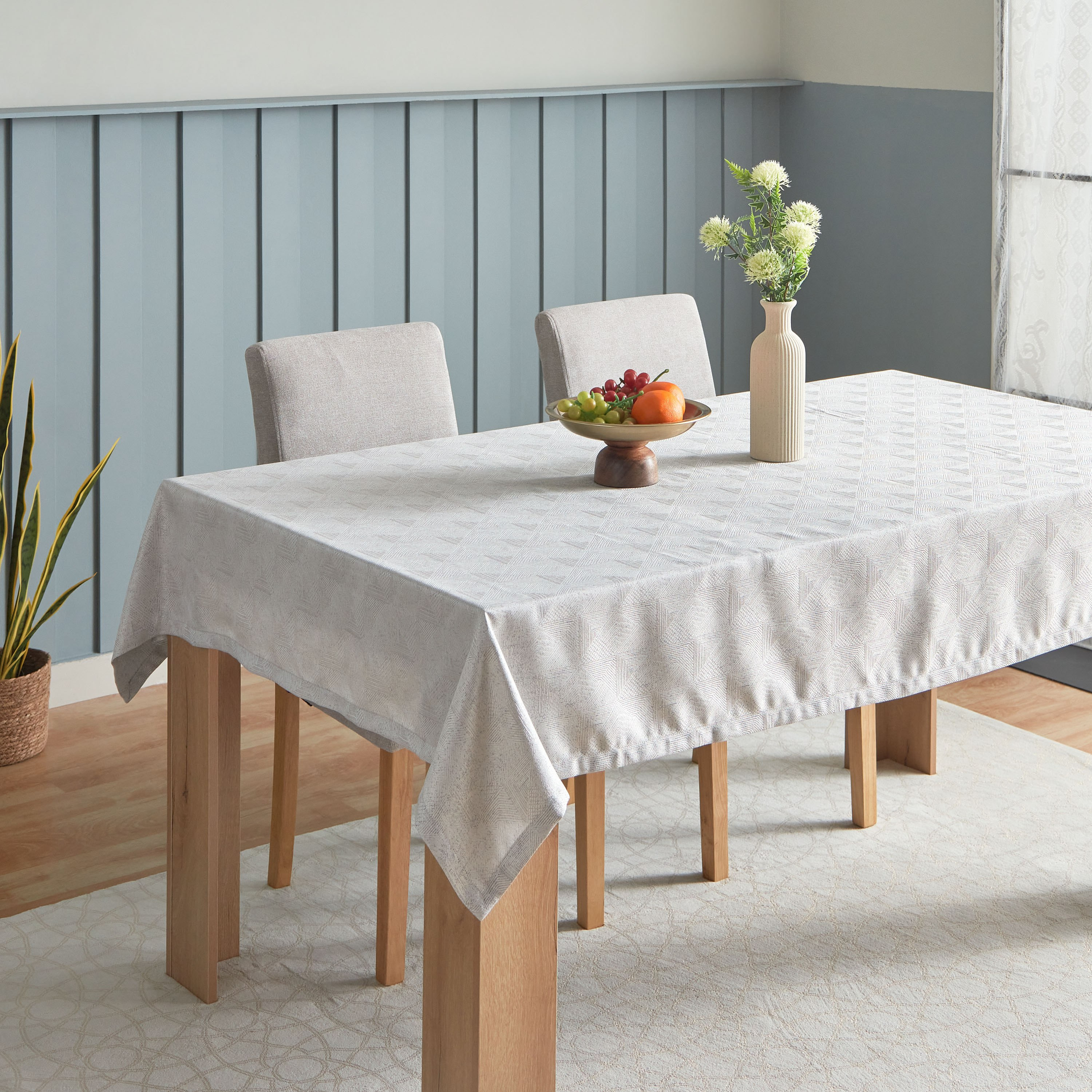 مفرش طاولة جاكار من هاربر بيا - 140x200 سم-hbxdecorandfurnishings-homefurnishings-tablelinens-image-1