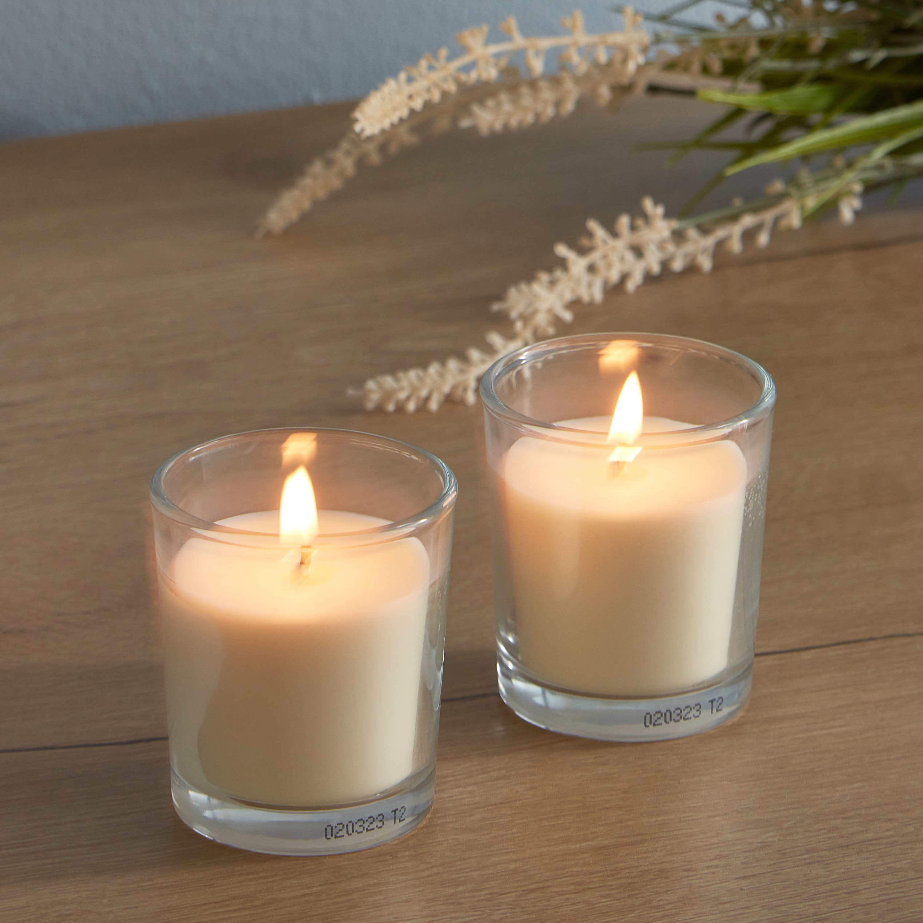 جرات شمع زجاج برائحة الفانيليا قطعتين من فيلا - 57 جرام-hbxlivingroom-decorandaccessories-candles-image-2
