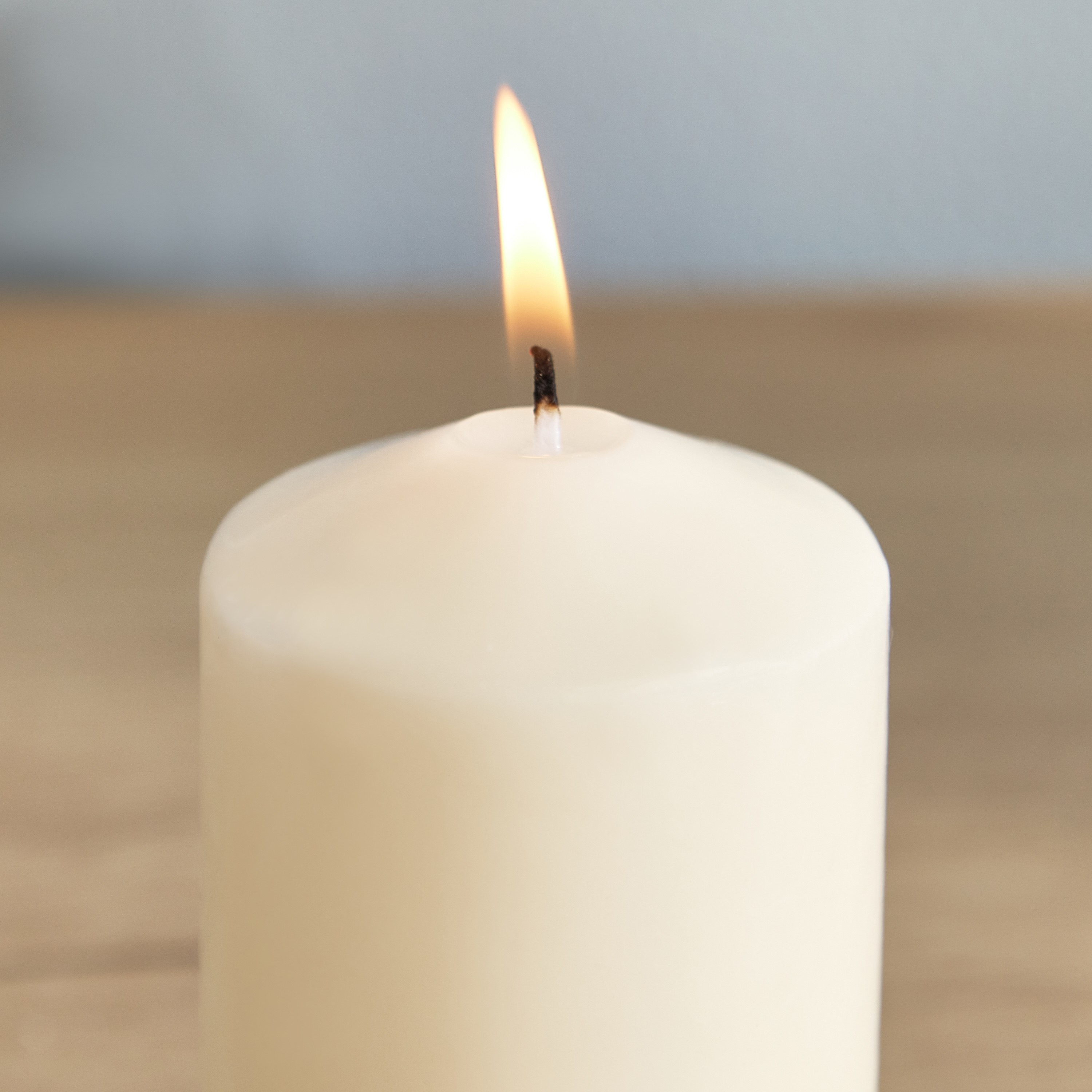 شمعة عمودية معطرة برائحة الفانيليا من فيلا - 140 جم-hbxlivingroom-decorandaccessories-candles-image-3