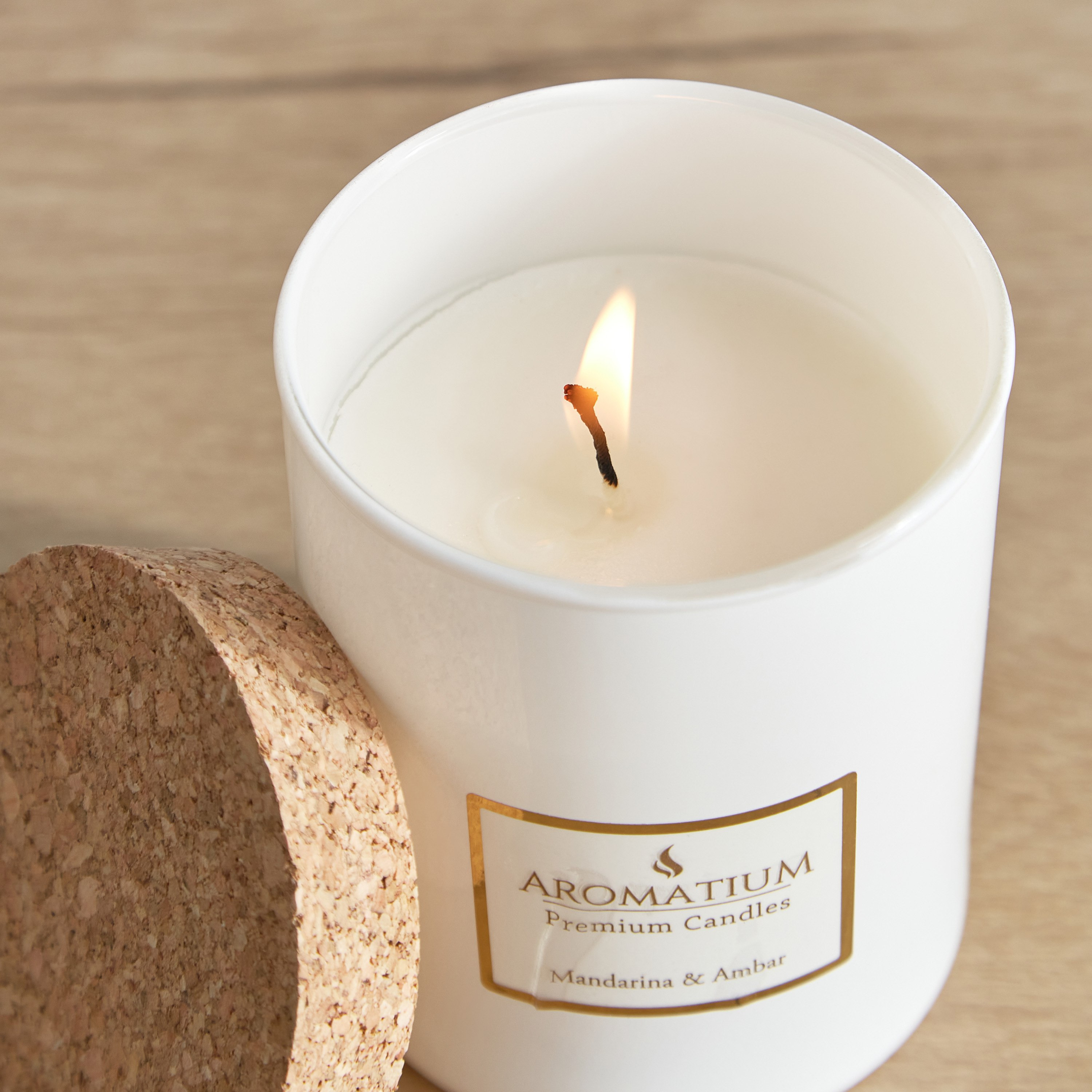 جرة شمع زجاجية معطرة برائحة المسك الشرقي من فيلا بريميوم - 140 جرام-hbxlivingroom-decorandaccessories-candles-image-3