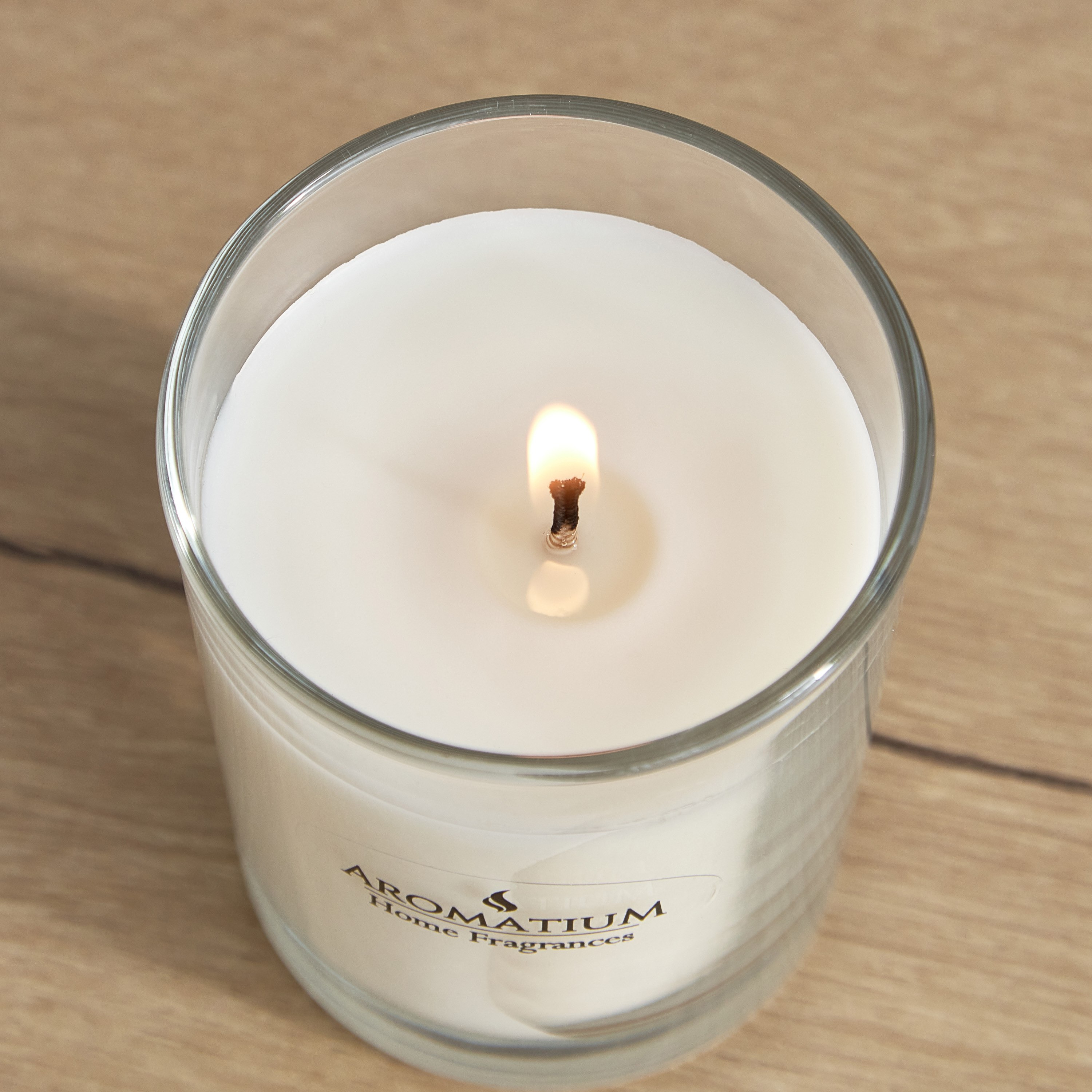 طقم جرة شمع زجاج معطّرة مضادة للروائح نيو فريش قطعتين من فيلا - 100 جرام-hbxlivingroom-decorandaccessories-candles-image-3