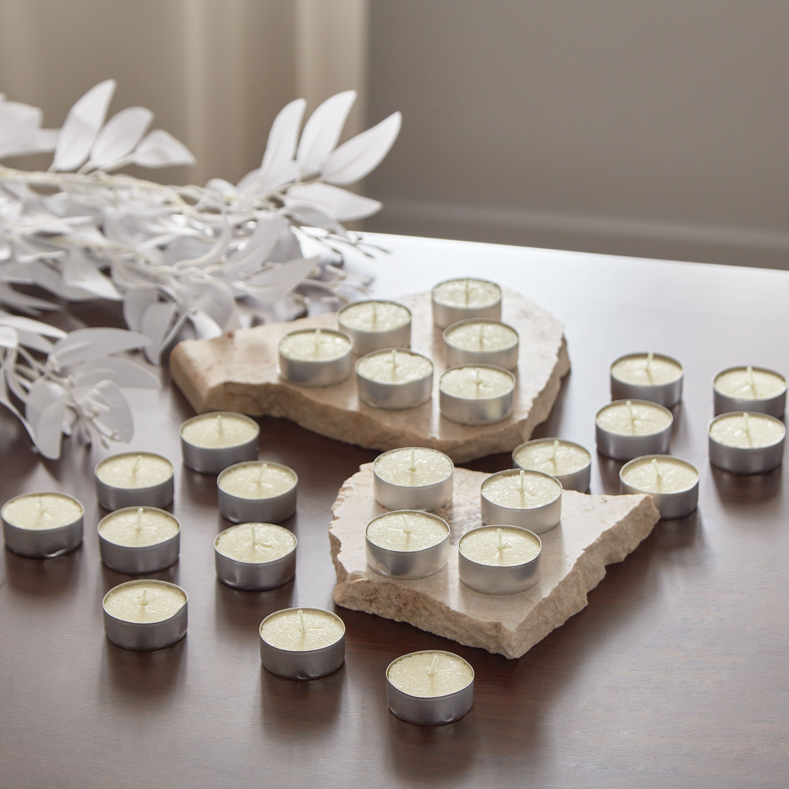 طقم شموع صغيرة 25 قطعة برائحة الفانيلا من فيلا - 19x19x2 سم-hbxlivingroom-decorandaccessories-candles-image-1
