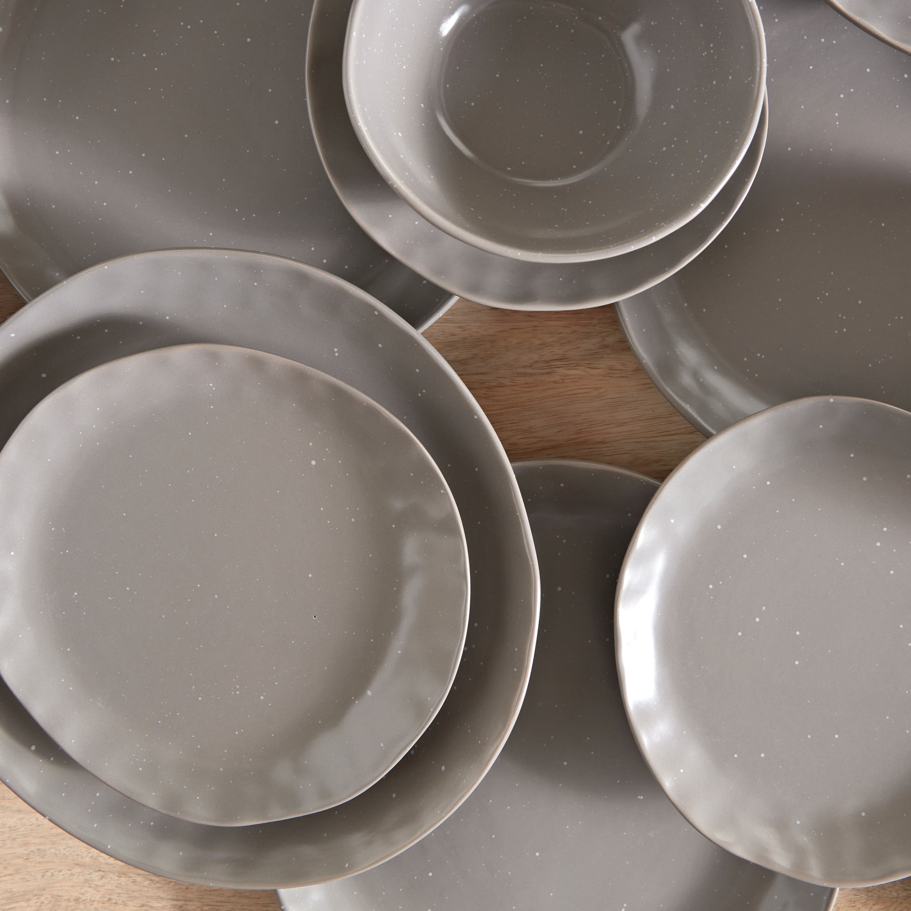 Moonlit Elegance 18-Piece Stoneware Dinner Set-hbxhomeware-hbxkitchen-image-3