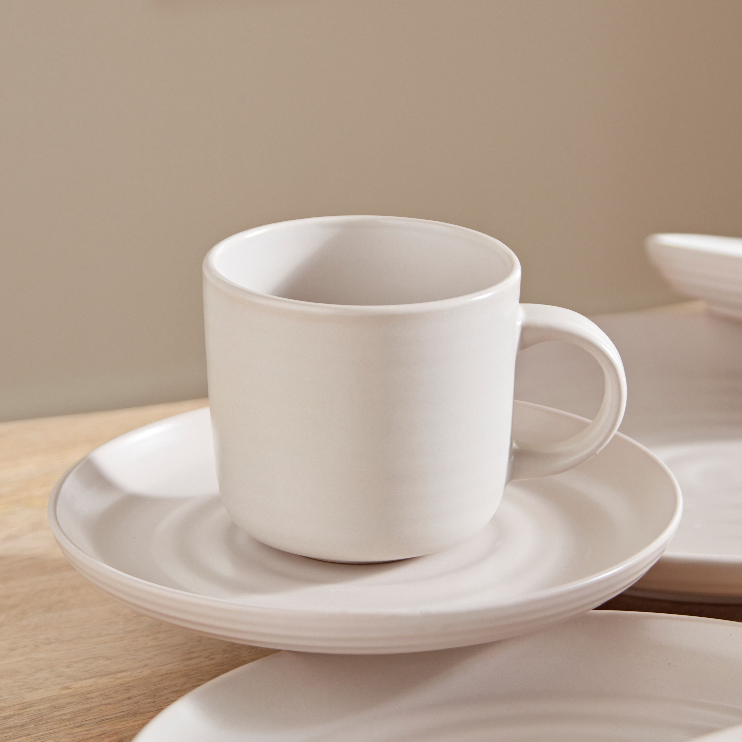 طقم عشاء خزف 16 قطعة من آشين أورا-hbxhomeware-hbxkitchen-image-5