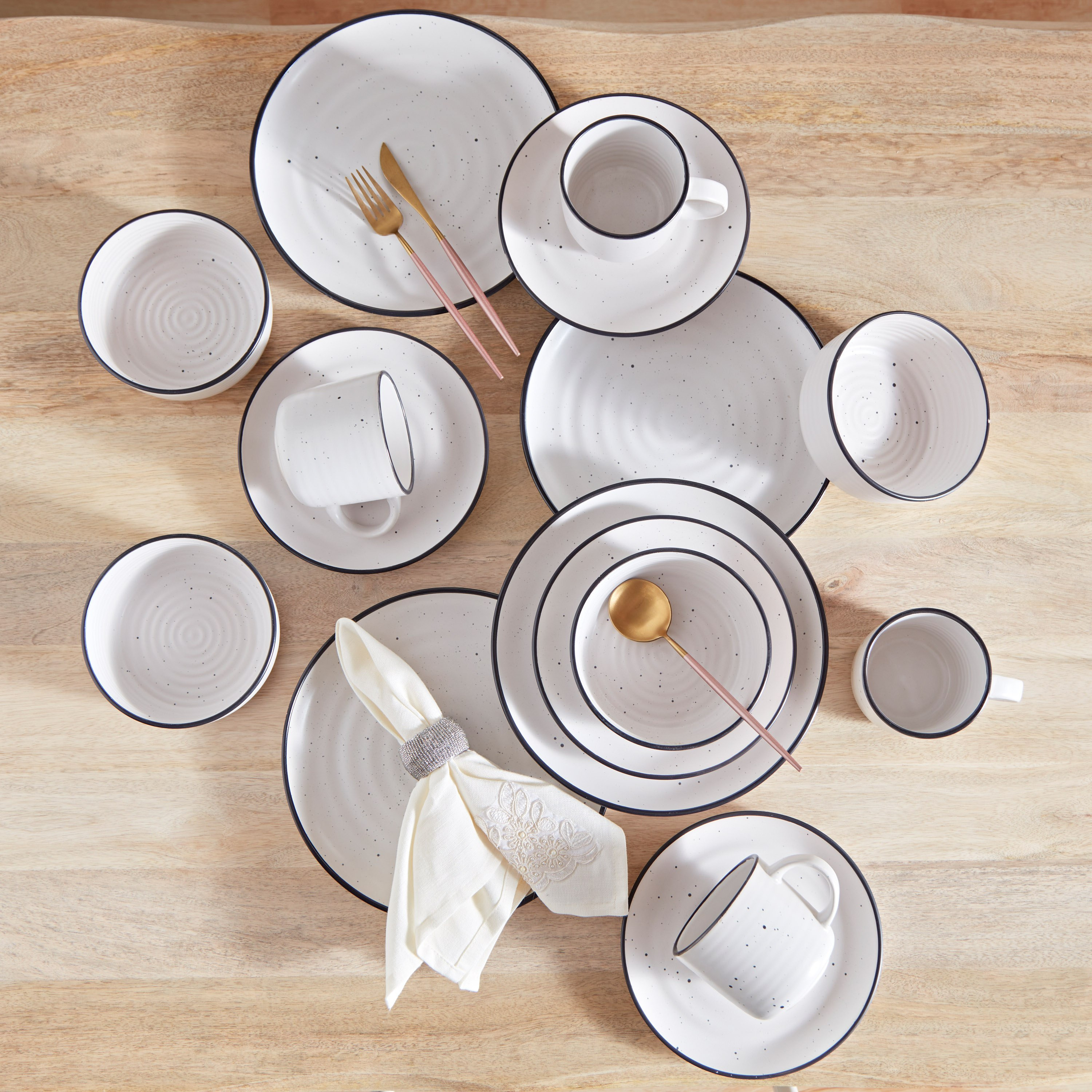 Pristine Simplicity 16-Piece Stoneware Dinner Set-hbxhomeware-hbxkitchen-image-1