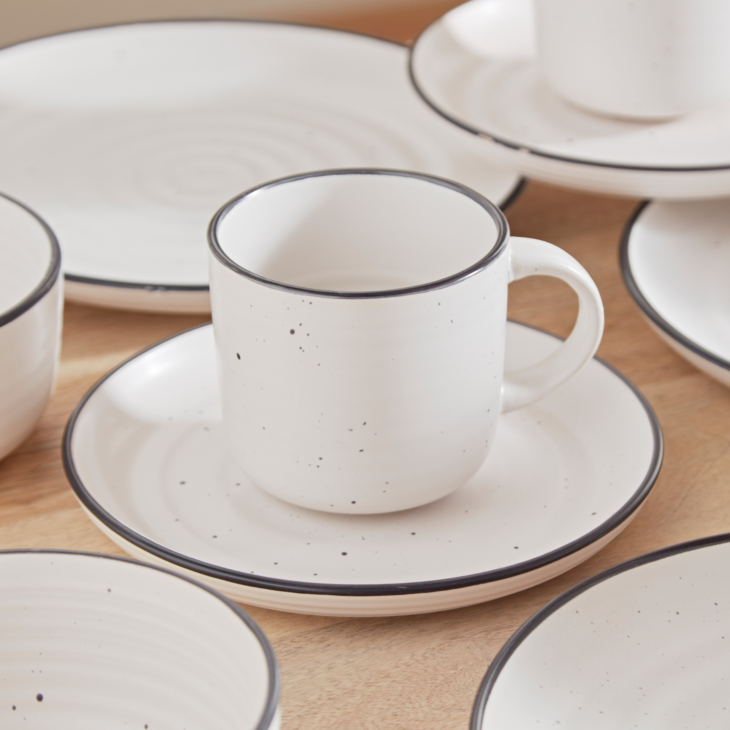 Pristine Simplicity 16-Piece Stoneware Dinner Set-hbxhomeware-hbxkitchen-image-5