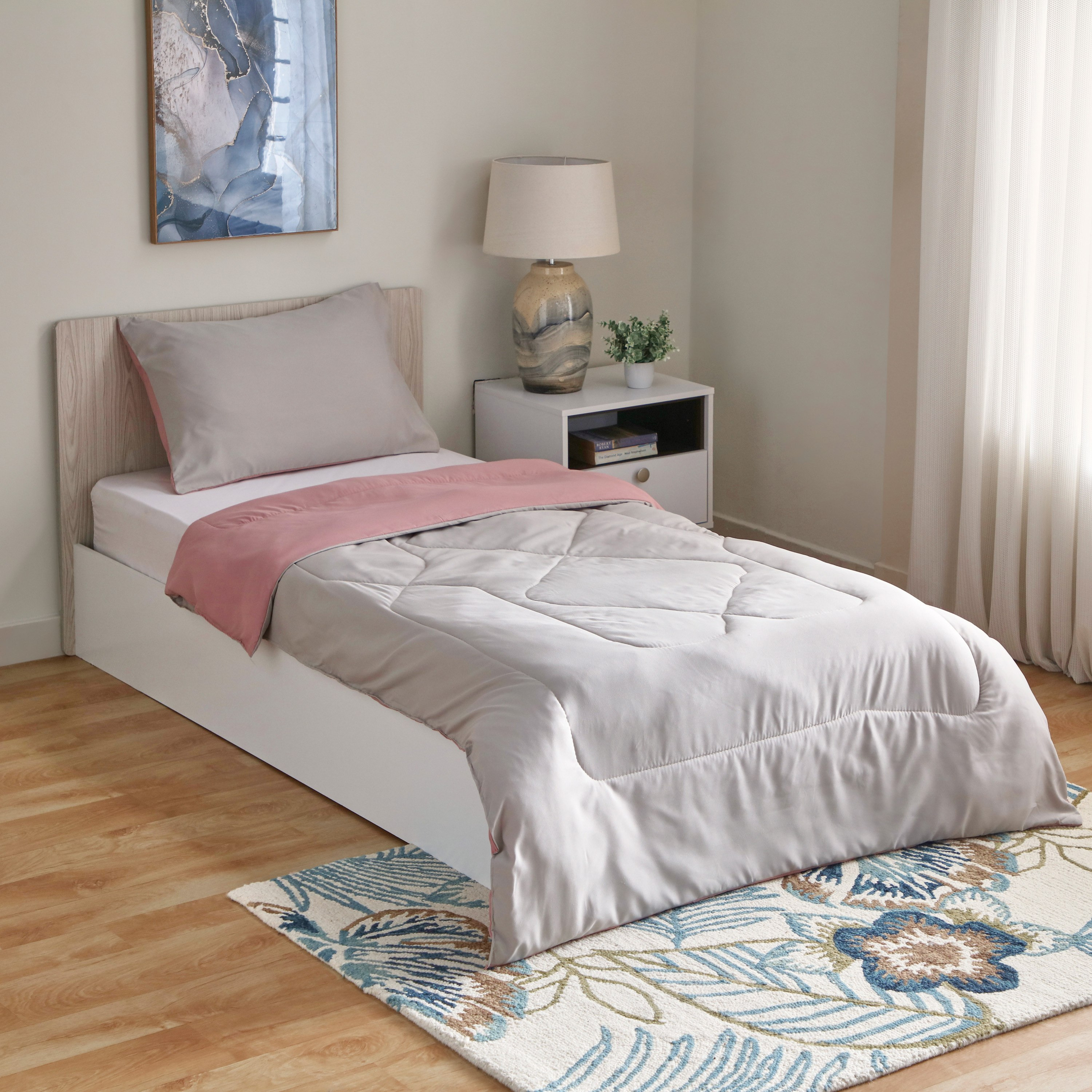 طقم لحاف فردي ألياف دقيقة يستخدم على الوجهين قطعتين من ديربي - 135x220 سم-hbxkidsandyouth-beddingandfurnishings-comfortersets-image-1