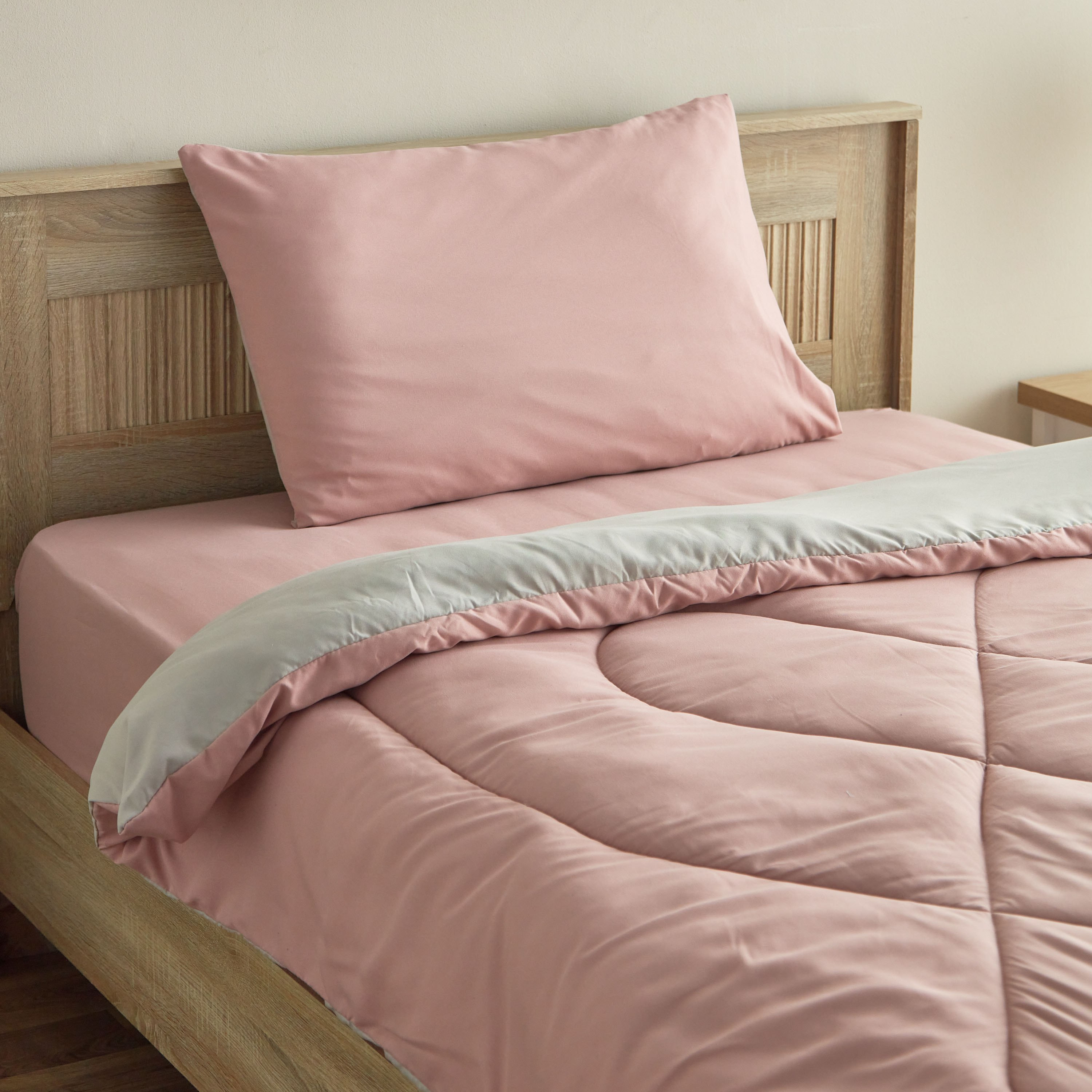 طقم لحاف توين ألياف دقيقة يستخدم على الوجهين قطعتين من ديربي - 160x220 سم-hbxkidsandyouth-beddingandfurnishings-comfortersets-image-5