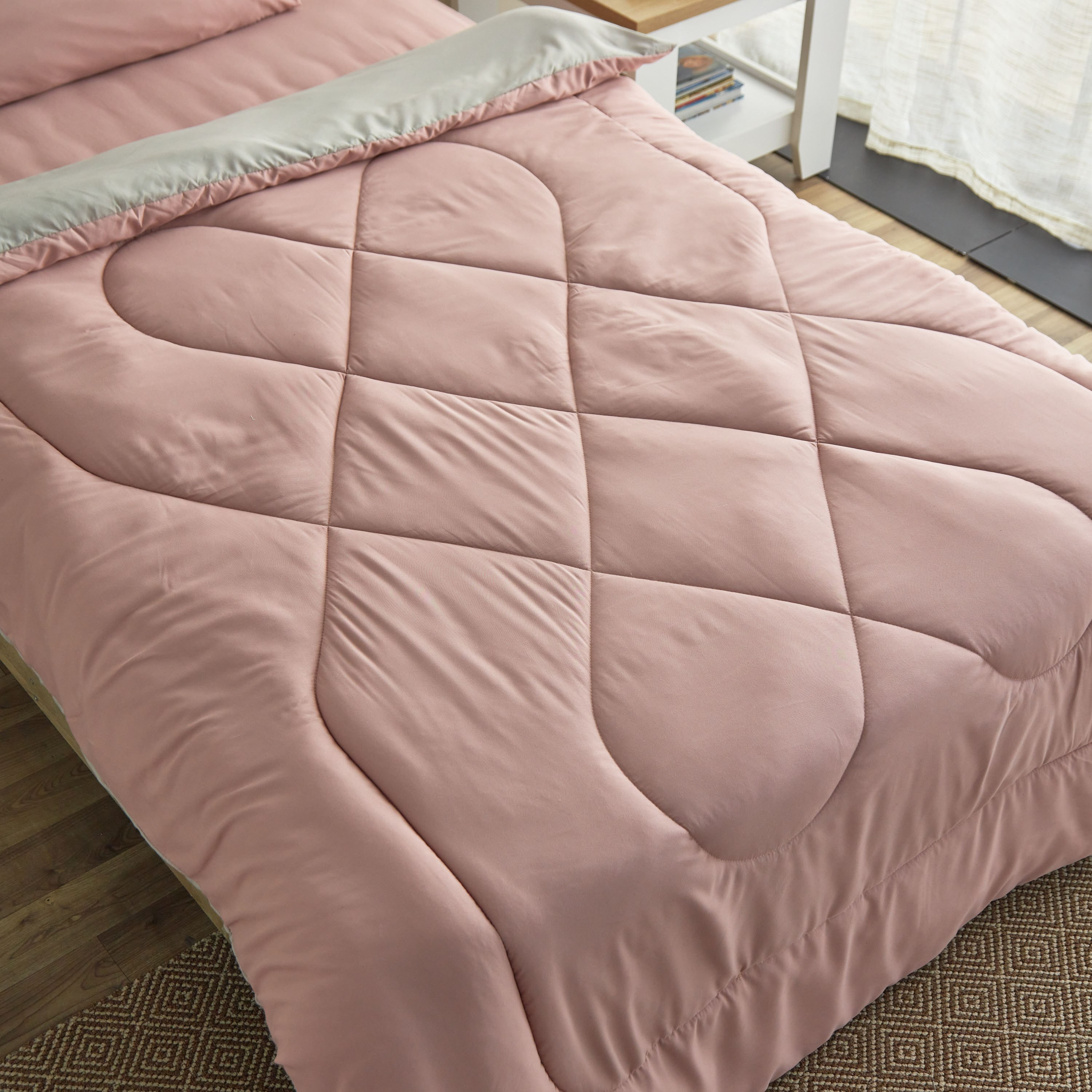 طقم لحاف توين ألياف دقيقة يستخدم على الوجهين قطعتين من ديربي - 160x220 سم-hbxkidsandyouth-beddingandfurnishings-comfortersets-image-6