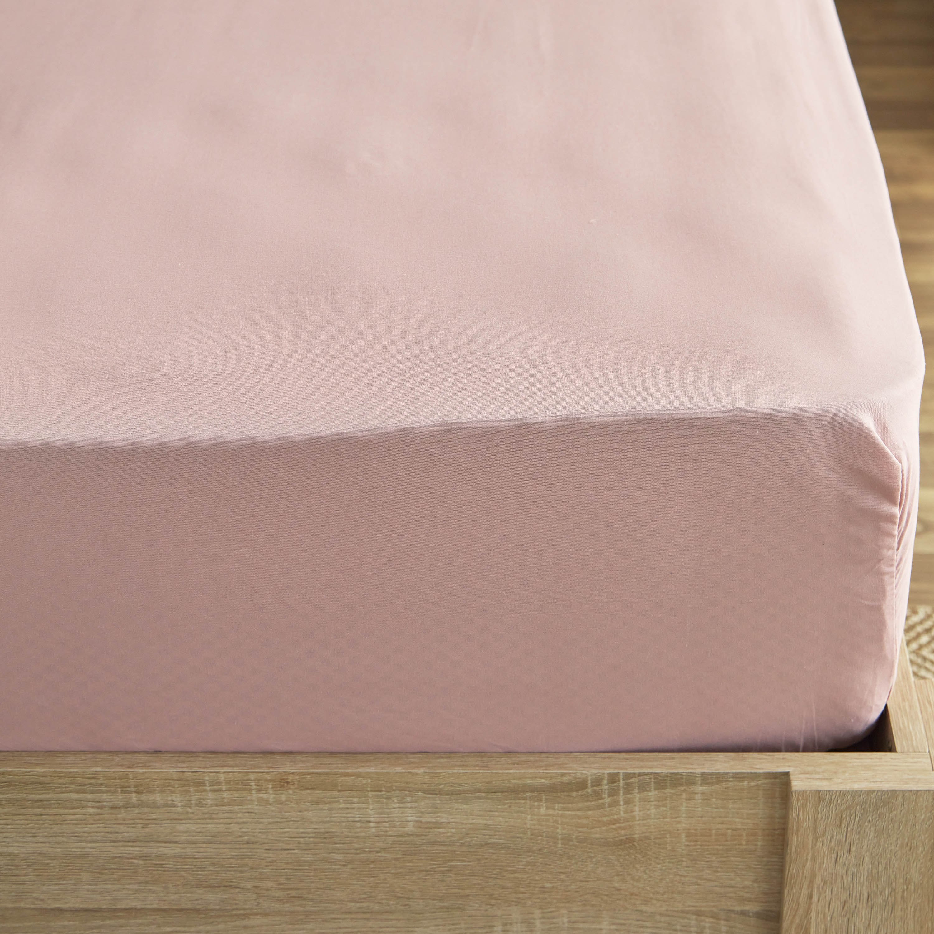 شرشف مطاطي فردي سادة من الألياف الدقيقة من ديربي - 90x190+20 سم-hbxhomeware-hbxbedroom-image-6
