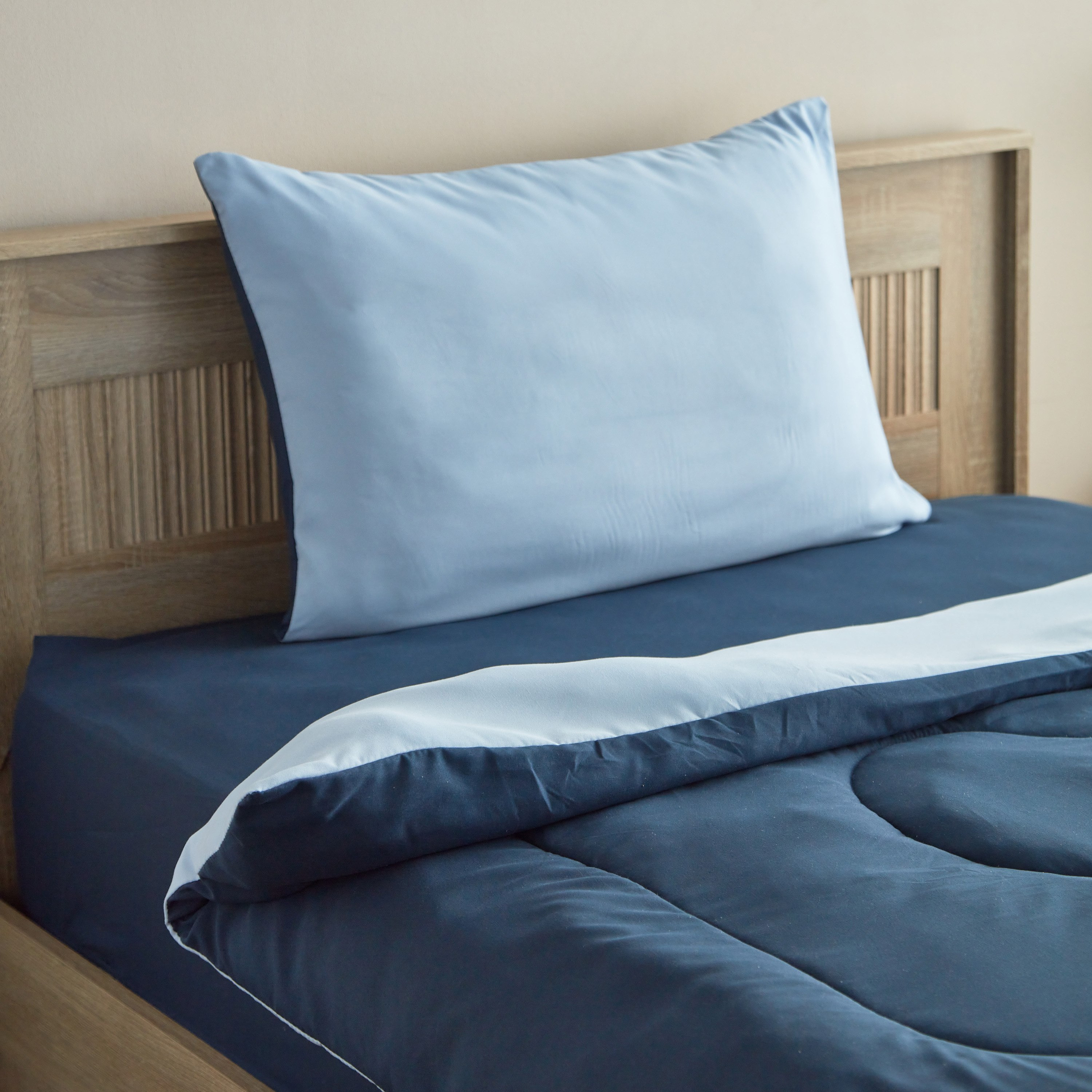 طقم لحاف توين ألياف دقيقة يستخدم على الوجهين قطعتين من دربي - 160x220 سم-hbxkidsandyouth-beddingandfurnishings-comfortersets-image-4