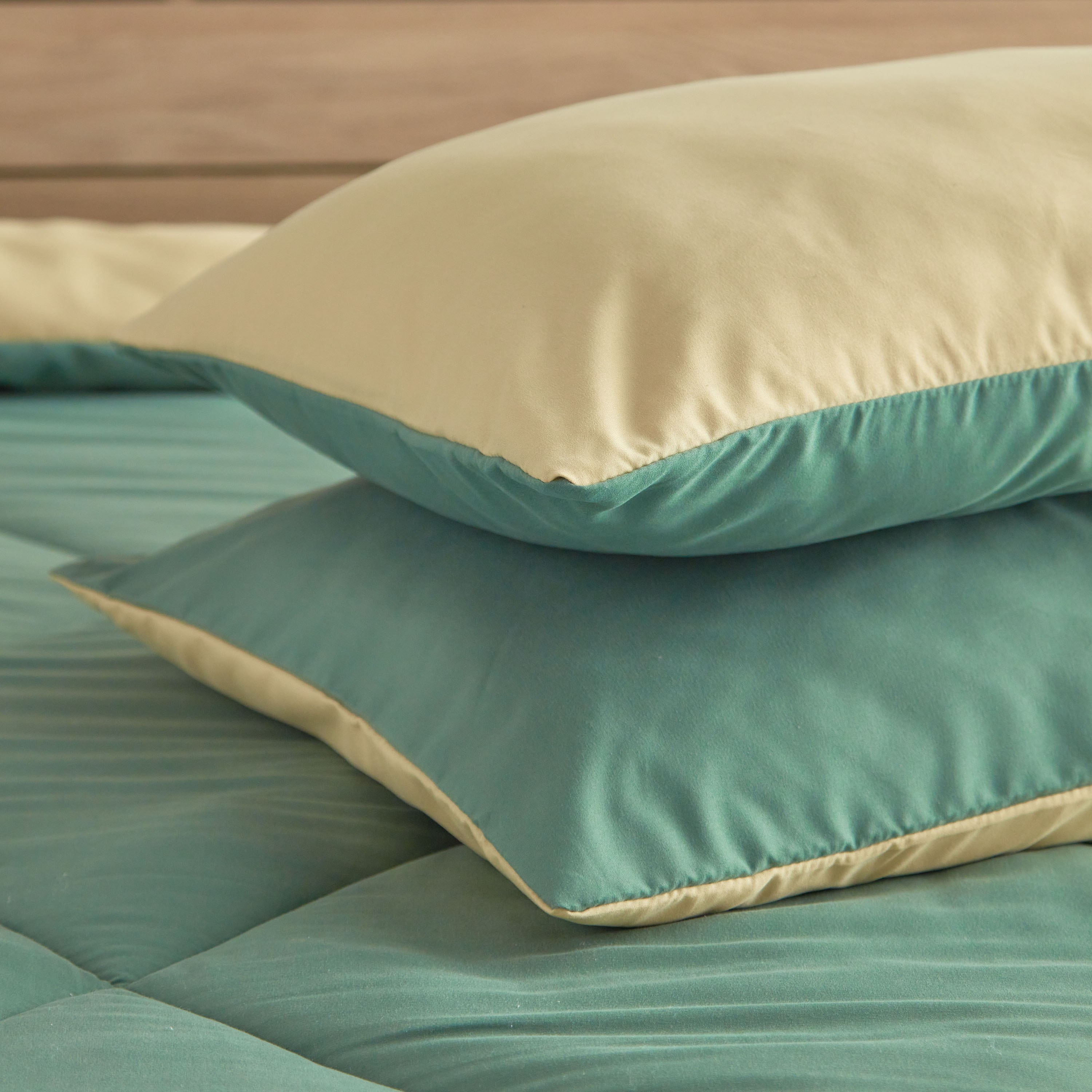 Derby 3-Piece King Reversible Microfiber Comforter Set - 220x240 cm-PROMO_HB_AE_B1G1_250925-image-8