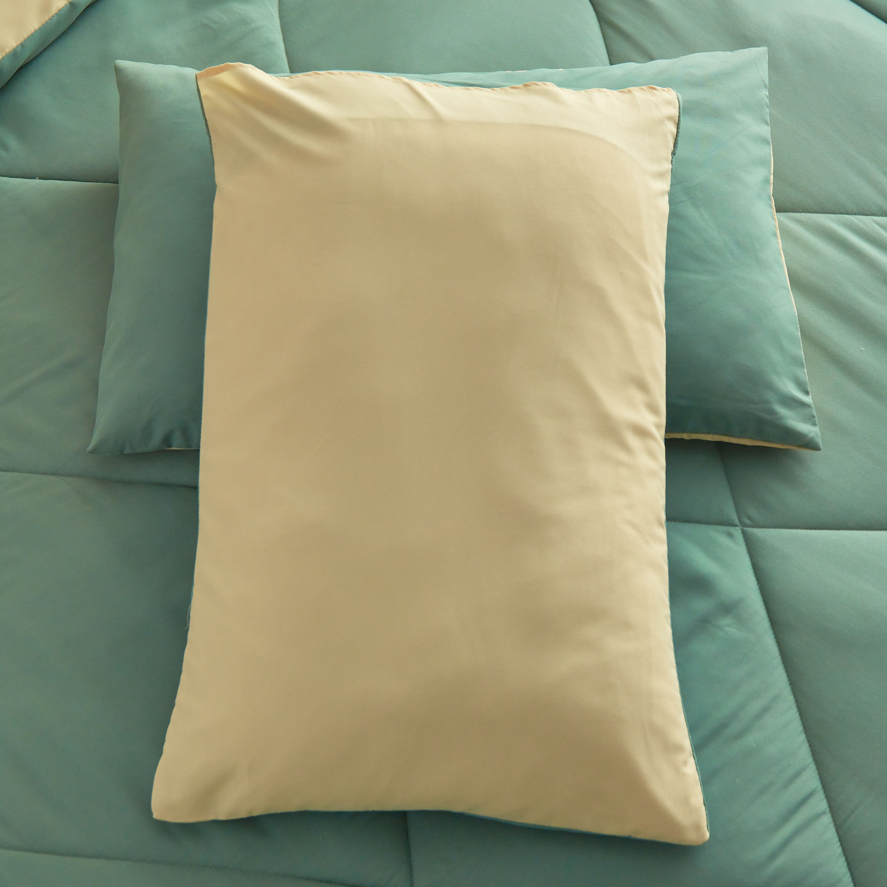 Derby 3-Piece King Reversible Microfiber Comforter Set - 220x240 cm-PROMO_HB_AE_B1G1_250925-image-9