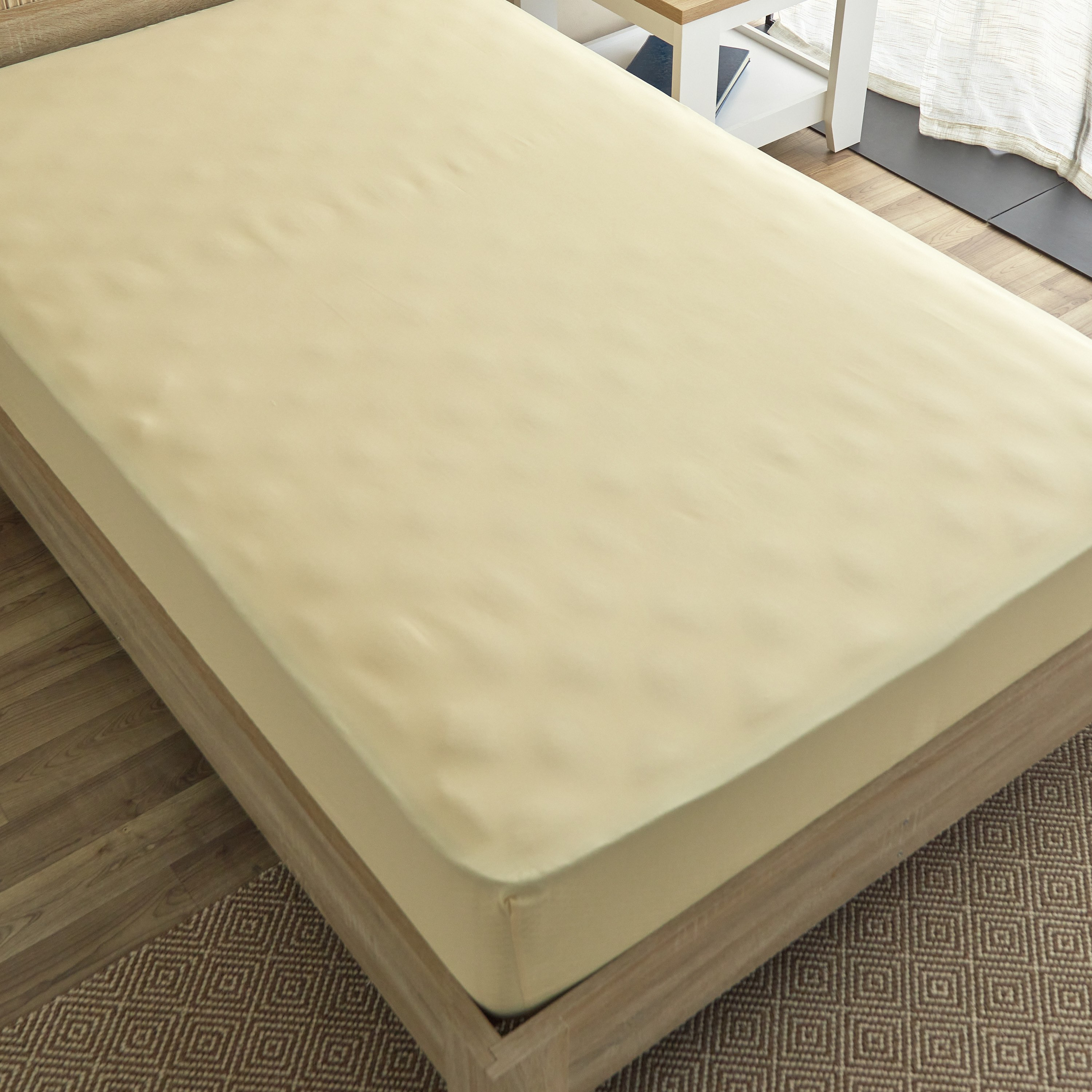 شرشف مطاطي فردي سادة من الألياف الدقيقة من ديربي - 90x190+20 سم-hbxhomeware-hbxbedroom-image-4