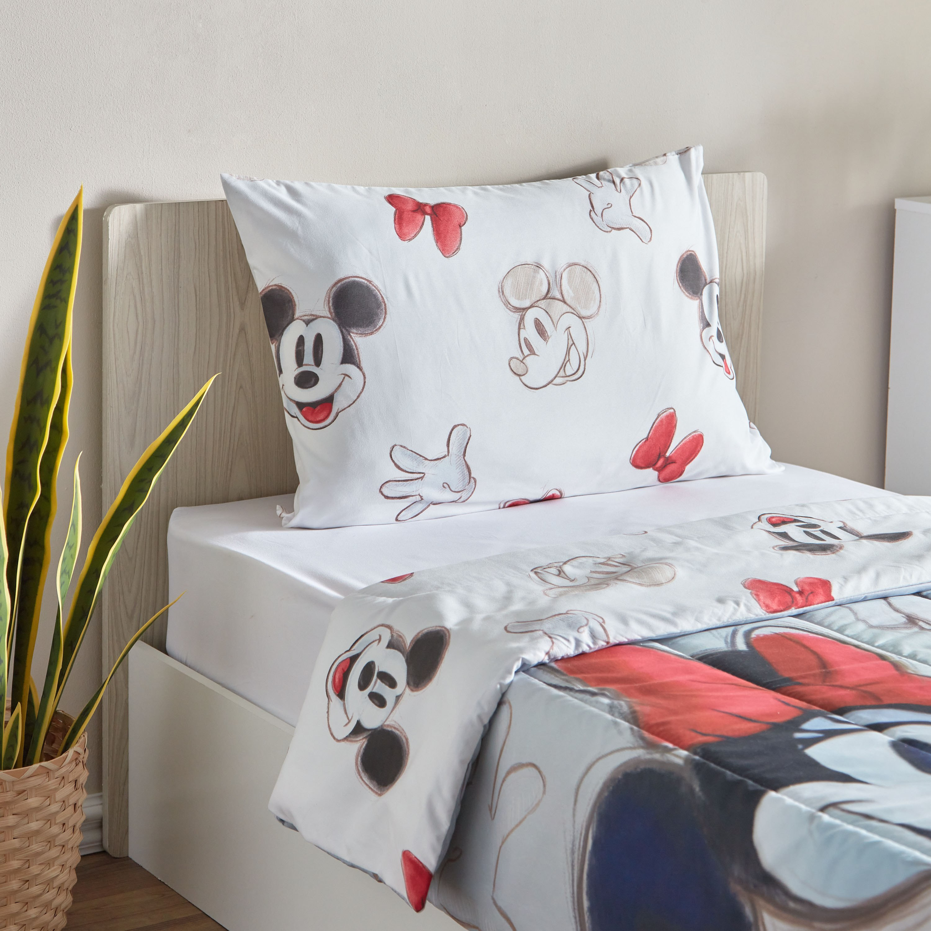 Mickey and minnie outlet mouse bedding