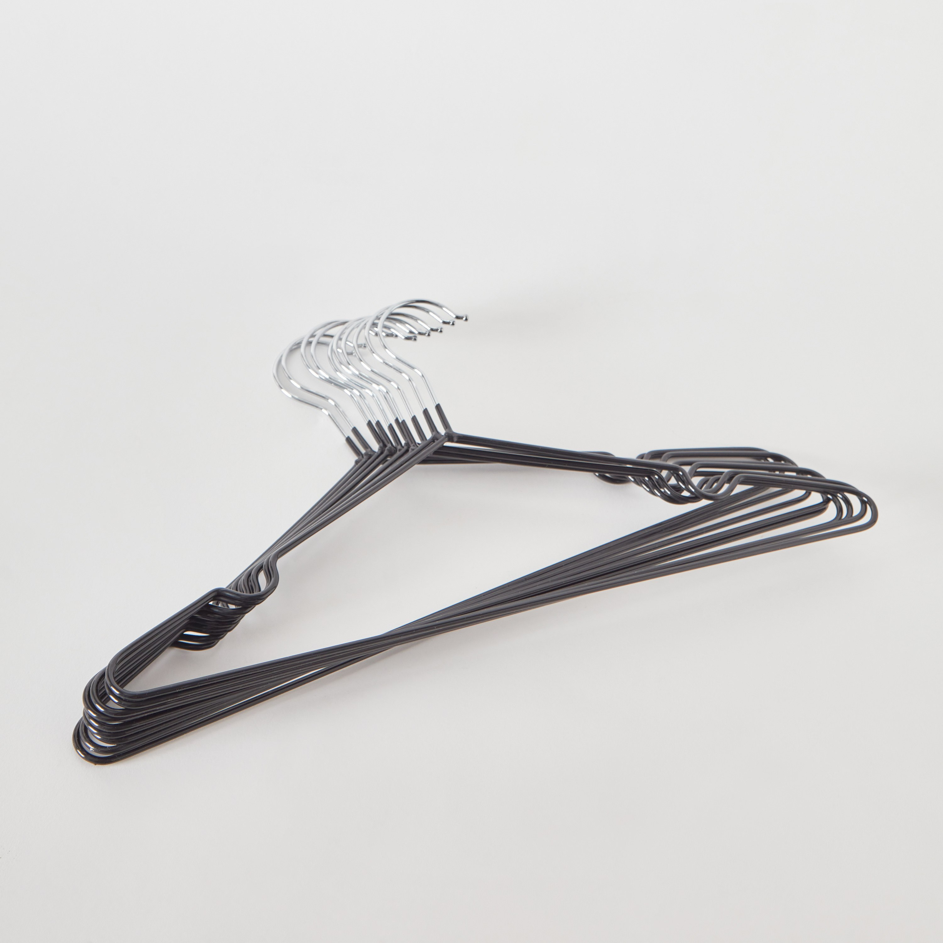 طقم علّاقات معدن مطلية بالمطاط 10 قطع ملونة - 3.2 مم-hbxhomeware-bathandlaundry-clothesdryingracks-image-6