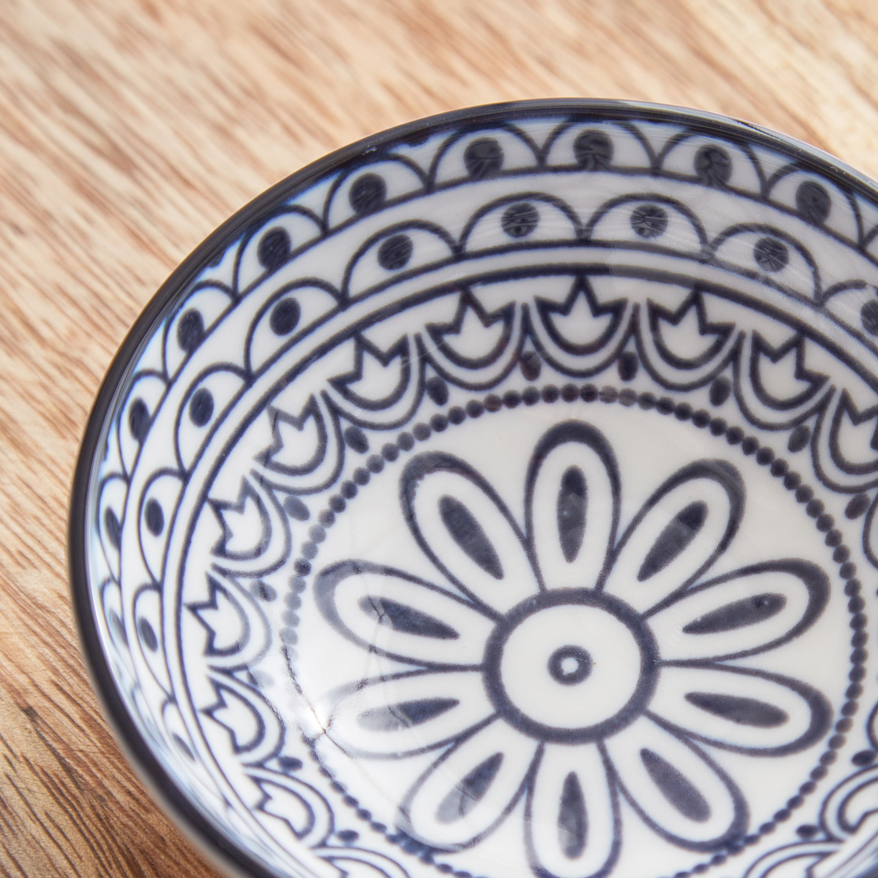 صحن مستدير من تشي بروسيا - 8 سم-hbxdecorandfurnishings-tabletop-serveware-image-3