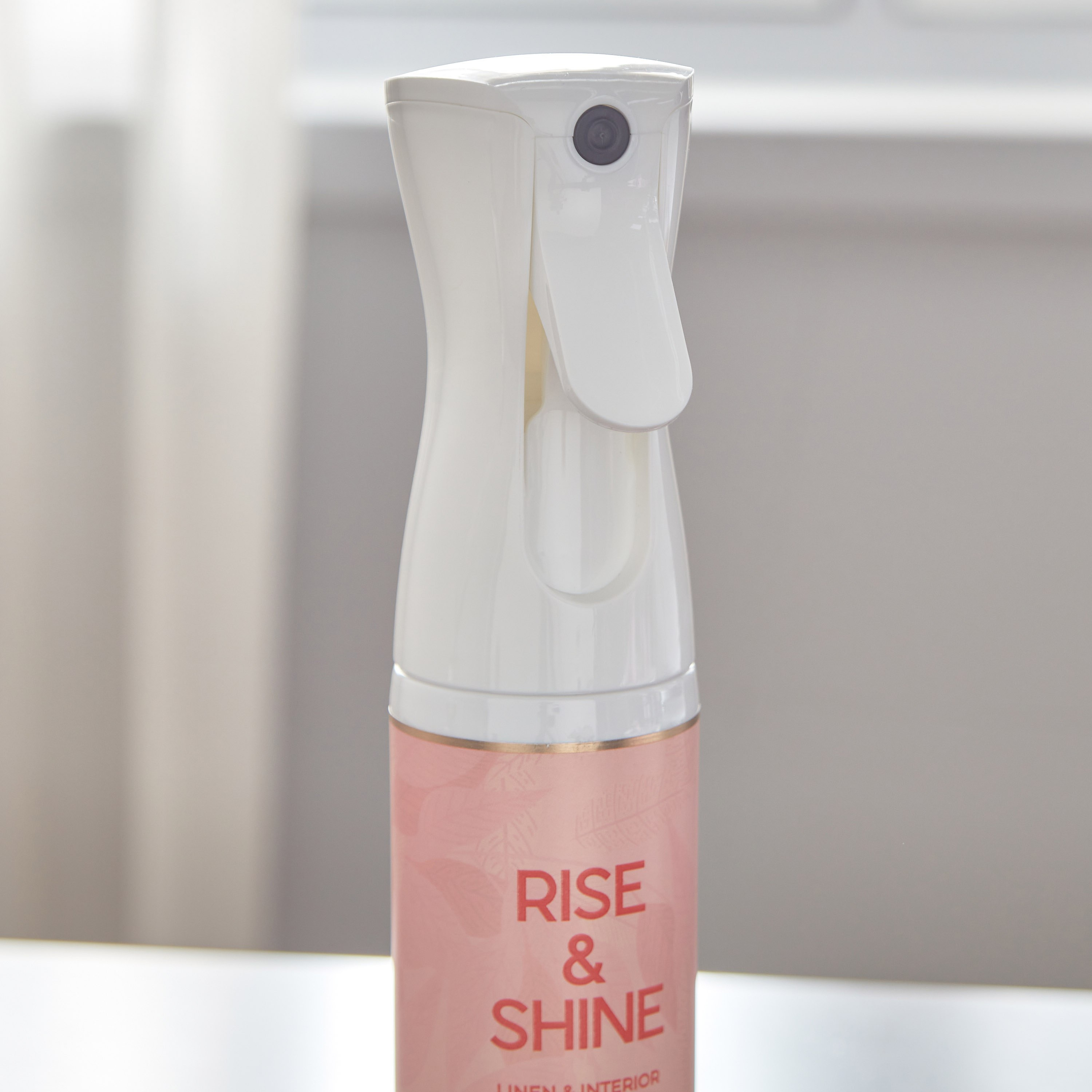 Rise and Shine Linen and Interior Mist - 300 ml-hbxdecorandfurnishings-homefragrance-roomfreshnersandaromamist-image-2