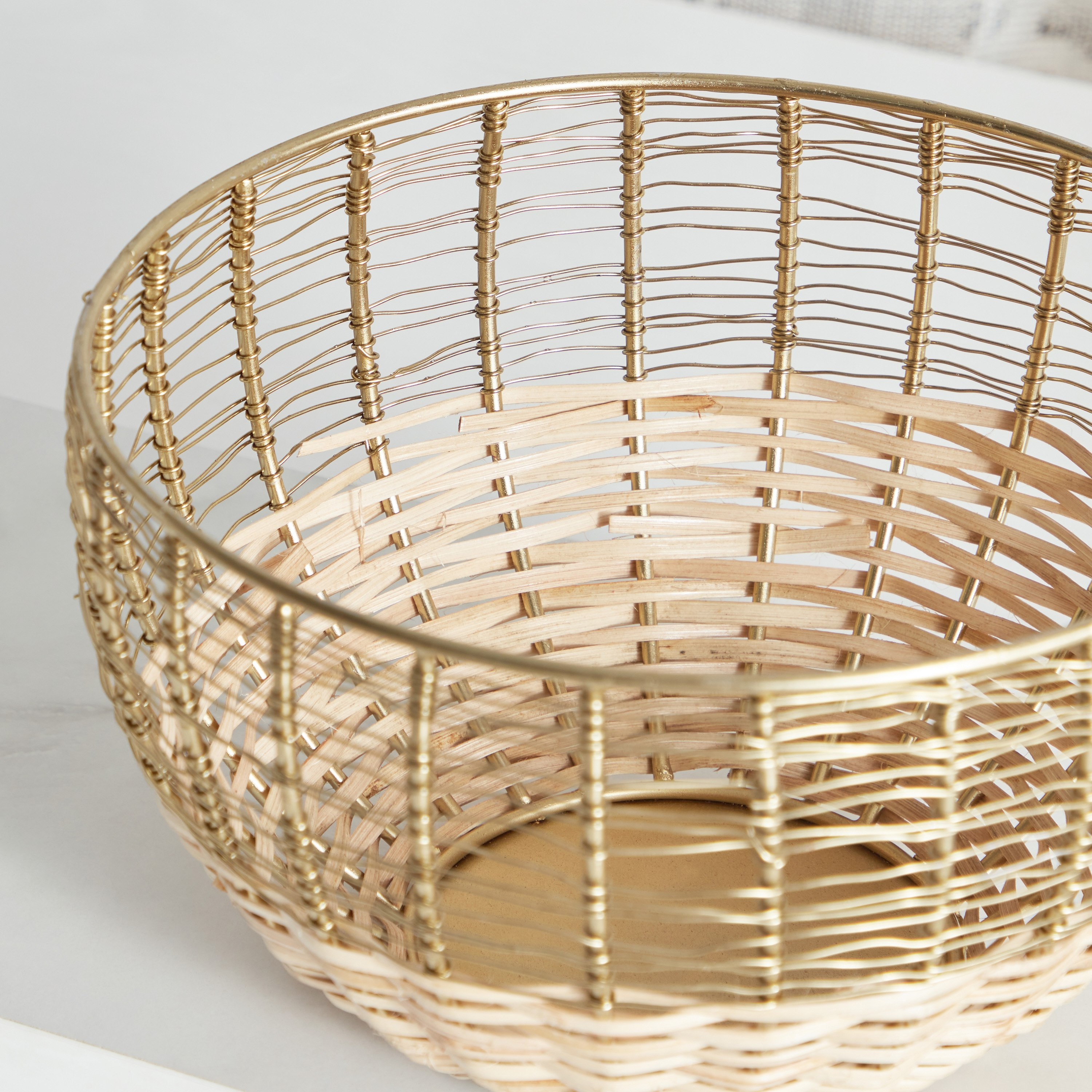 وعاء ديكور معدن وقصب من ويكر  - 25x25x15 سم-hbxdecorandfurnishings-homeaccessories-bowls-image-3