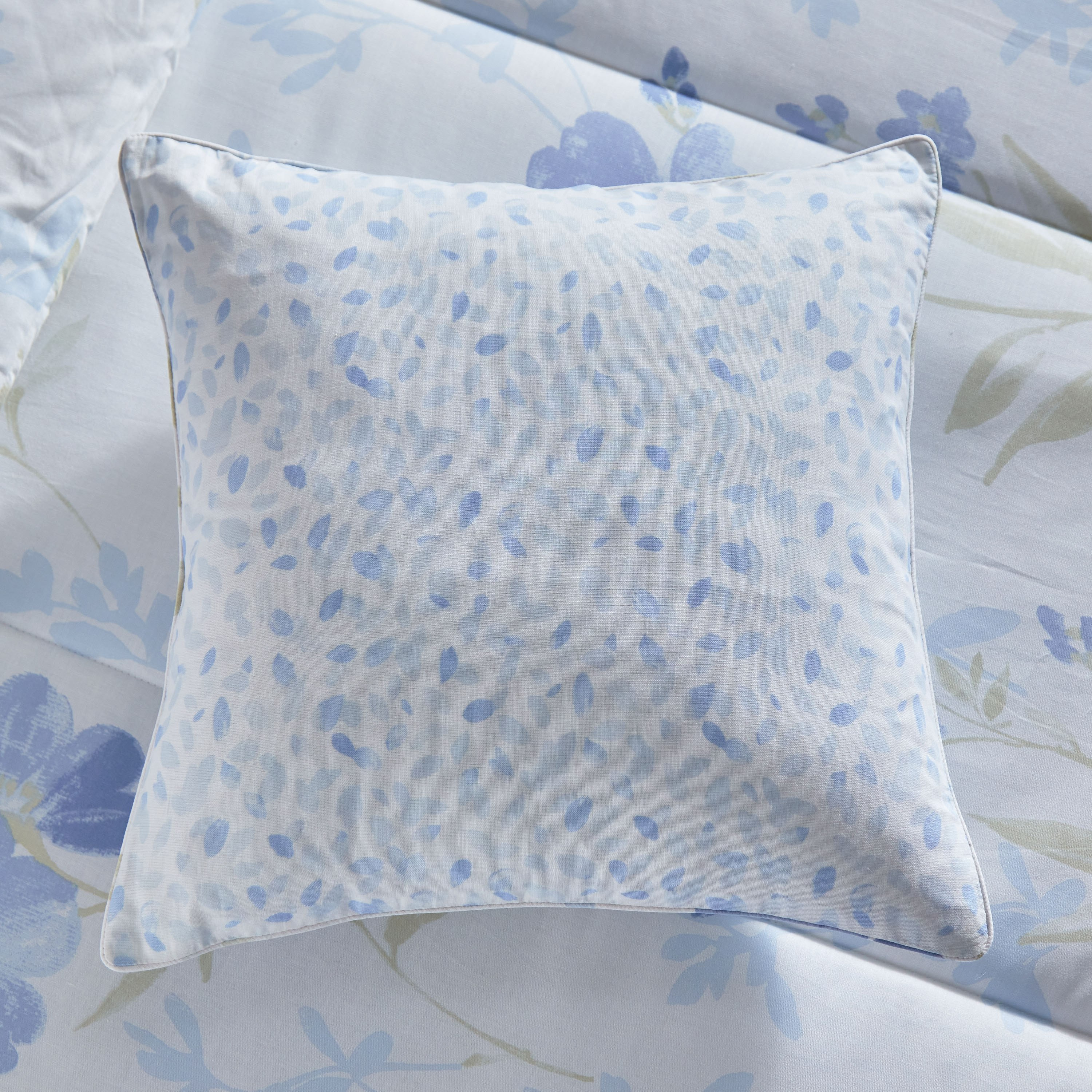 طقم لحاف كينج قطن بطبعات 7 قطع سوفي من فالنسيا - 220x240 سم-hbxhomeware-hbxdecorandfurnishings-image-6