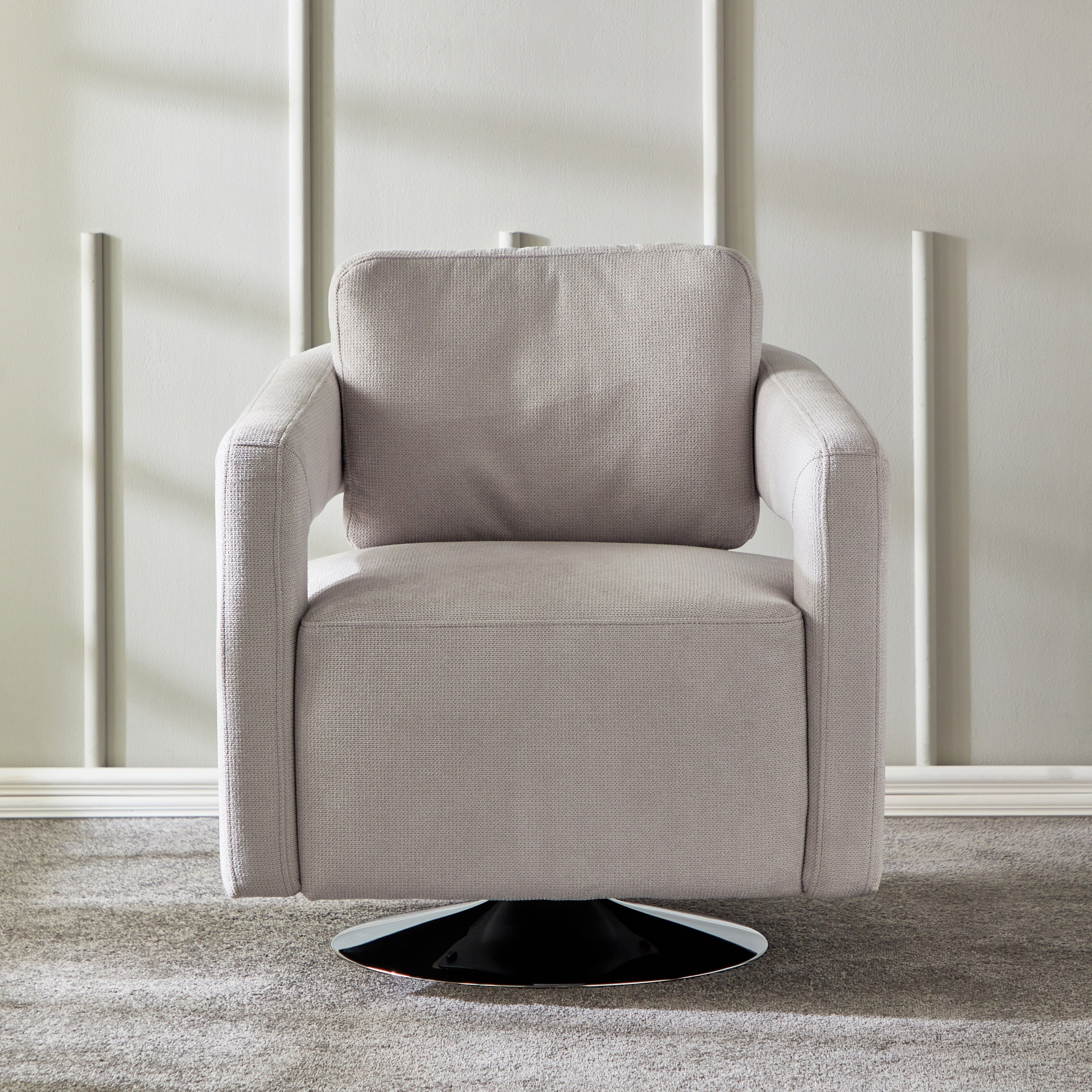 كرسي سويفت قماش من بلومينغديل-hbxlivingroom-sofasandarmchairs-easychairs-image-2