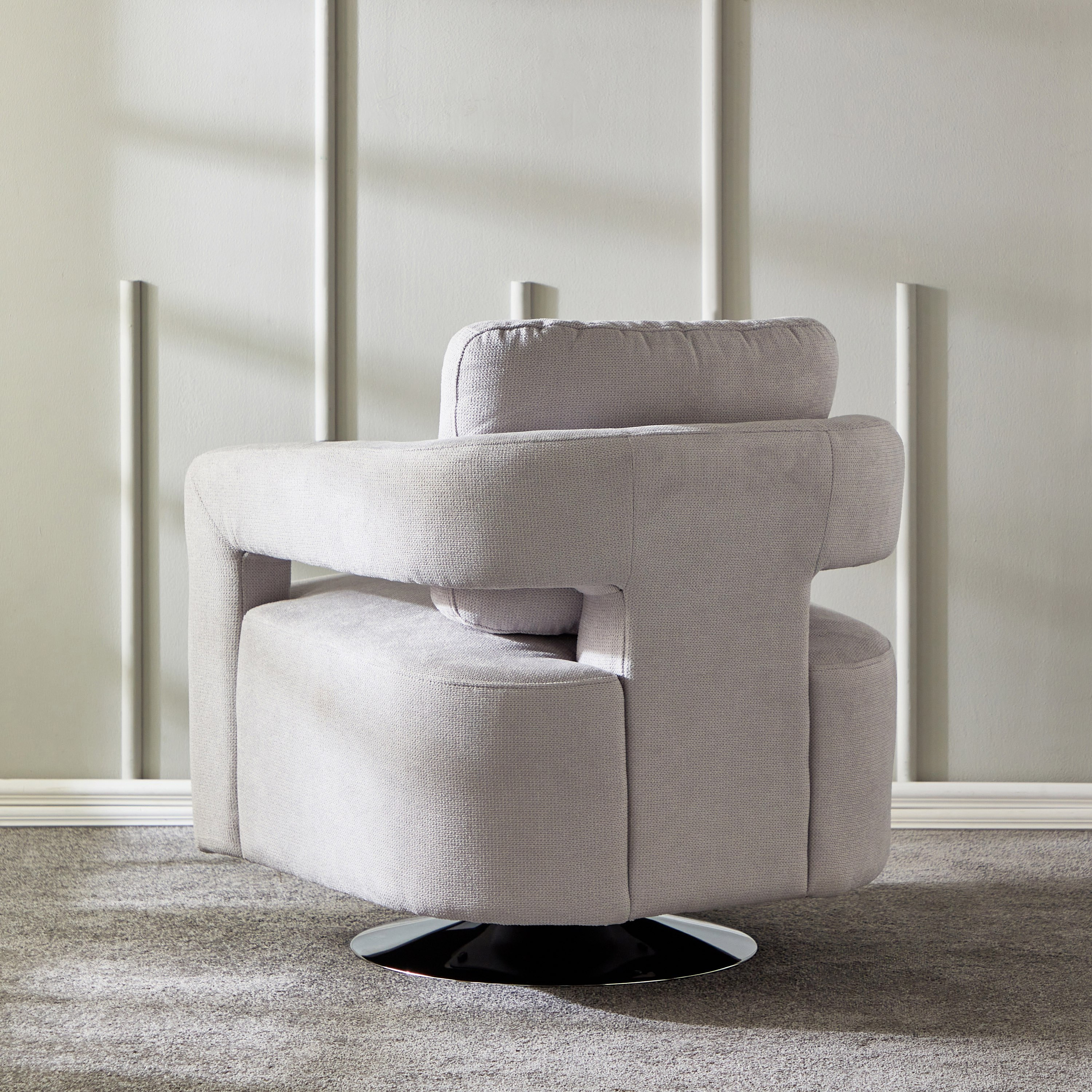 كرسي سويفت قماش من بلومينغديل-hbxlivingroom-sofasandarmchairs-easychairs-image-3