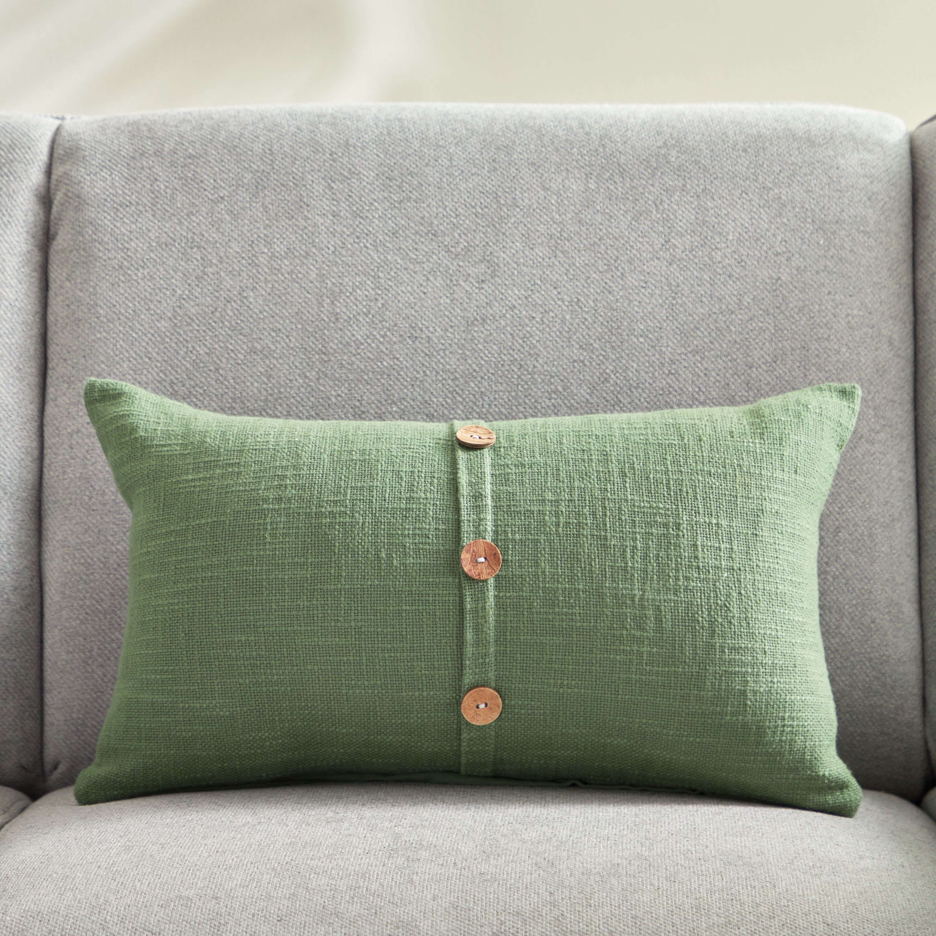 وسادة محشوّة سادة بزر من جاردن هيفين - 30x50 سم-hbxlivingroom-furnishings-cushionsandcovers-filledcushions-image-1