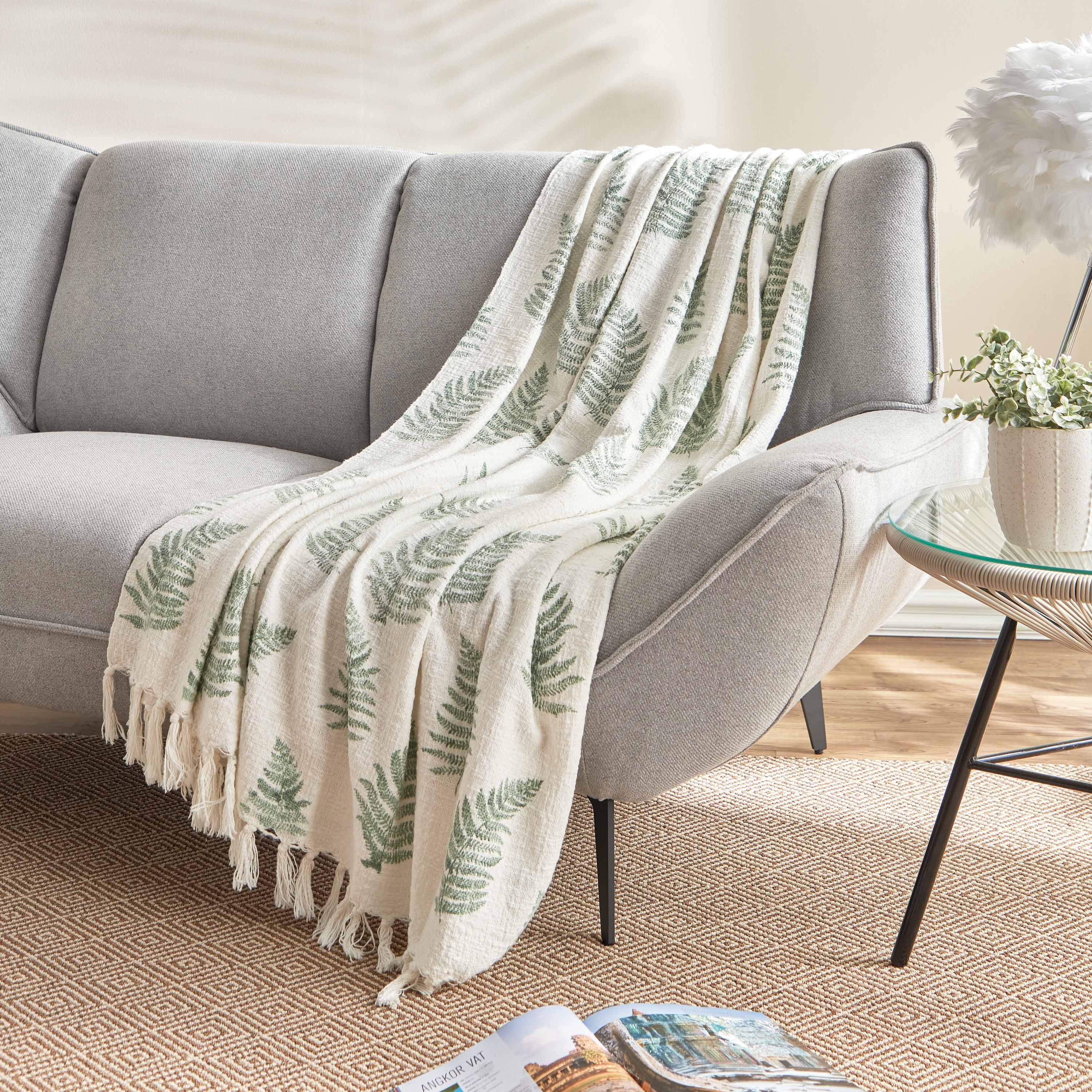 بطانية خفيفة سلوب بطبعات أوراق شجر من جاردن هيفن - 130x160 سم-hbxhomeware-hbxbedroom-image-1