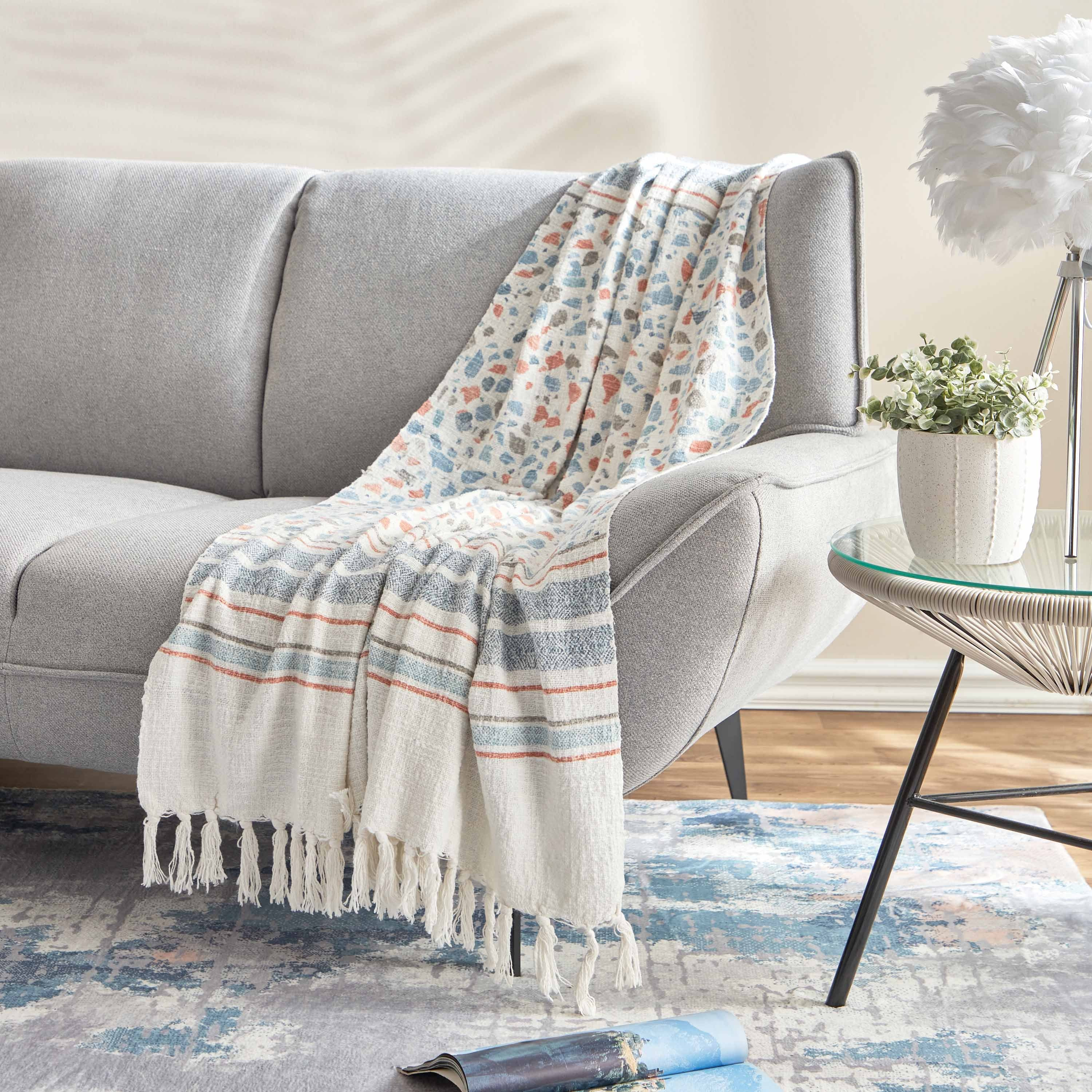 بطانية خفيفة سلوب بطبعات من سي بريز - 130x160 سم-hbxhomeware-hbxbedroom-image-1