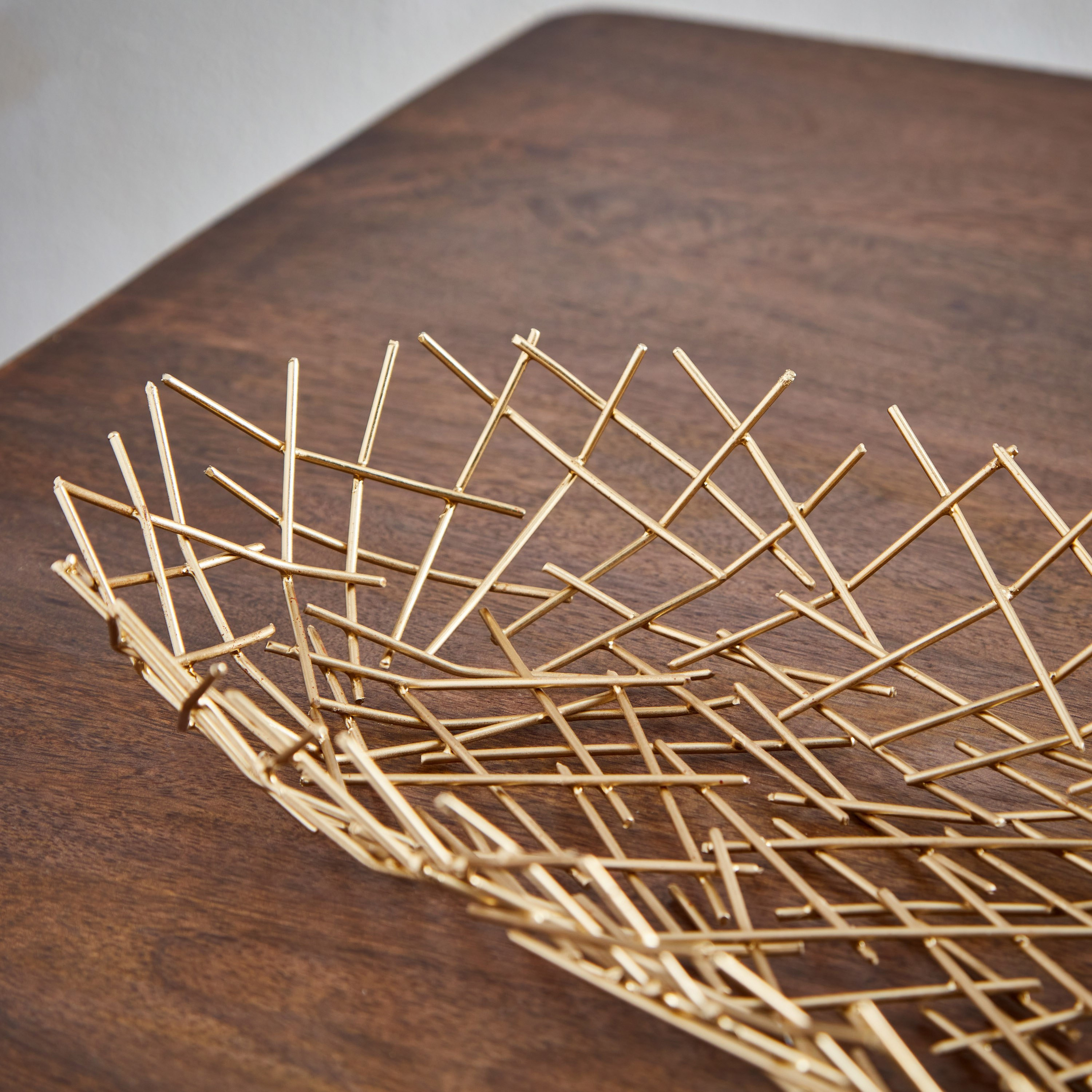 صحن معدني من لميا - 38x15x5 سم-hbxhomeware-hbxdecorandfurnishings-image-3