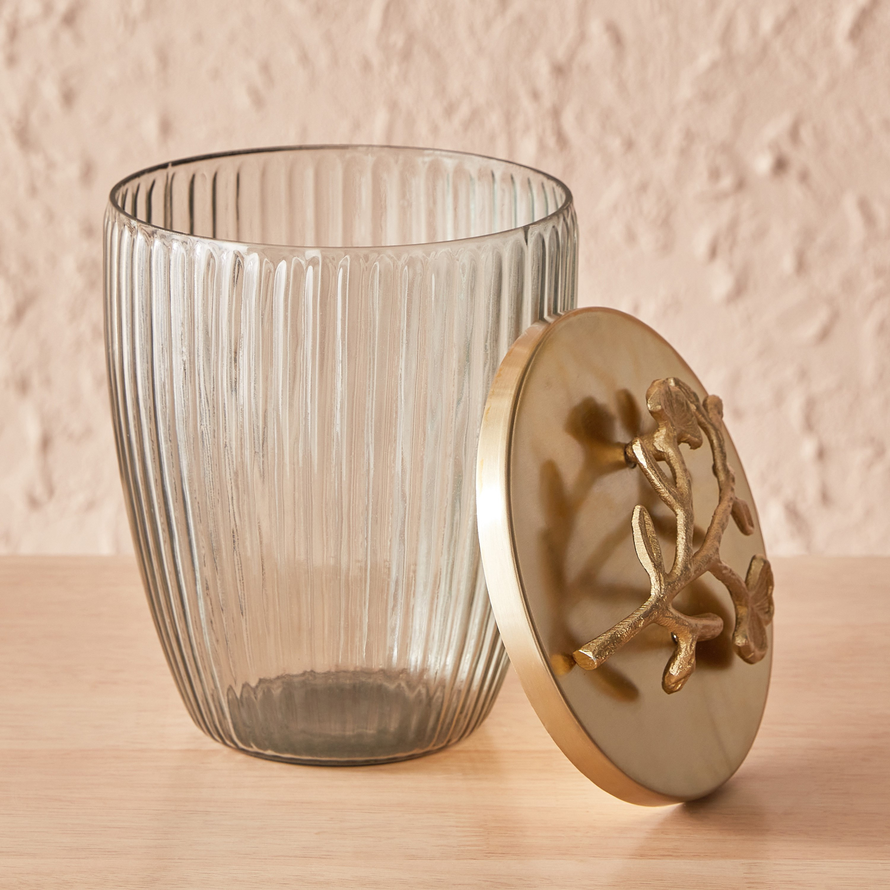 جرّة زجاج بتزيينات ورقة شجر معدنية من بلوم - 16x16x20 سم-hbxhomeware-homedecor-figurinesandornaments-image-2
