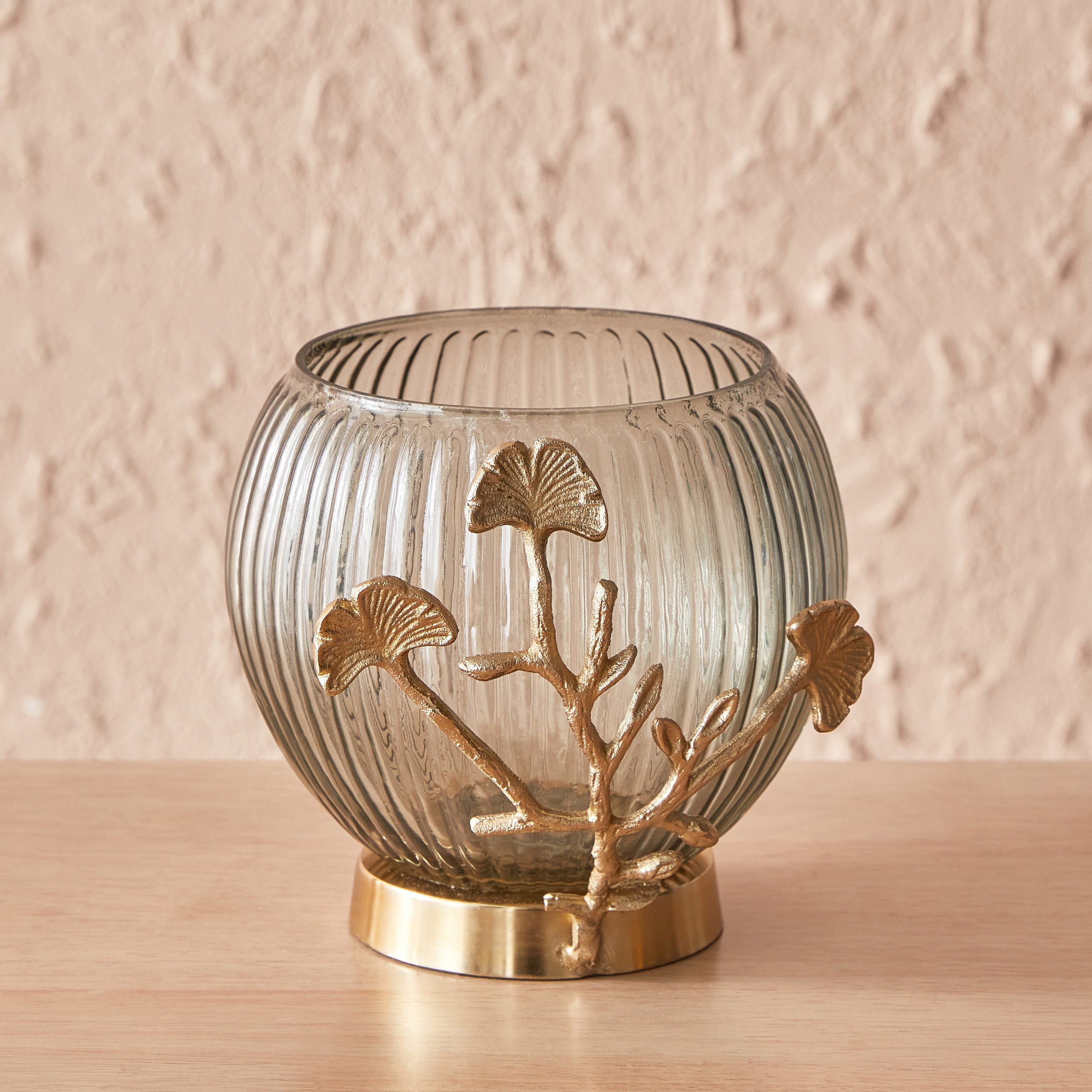 حامل شموع زجاجي بتزيينات أوراق شجر معدنية من بلوم - 10x10x15 سم-hbxlivingroom-decorandaccessories-candleholders-image-2