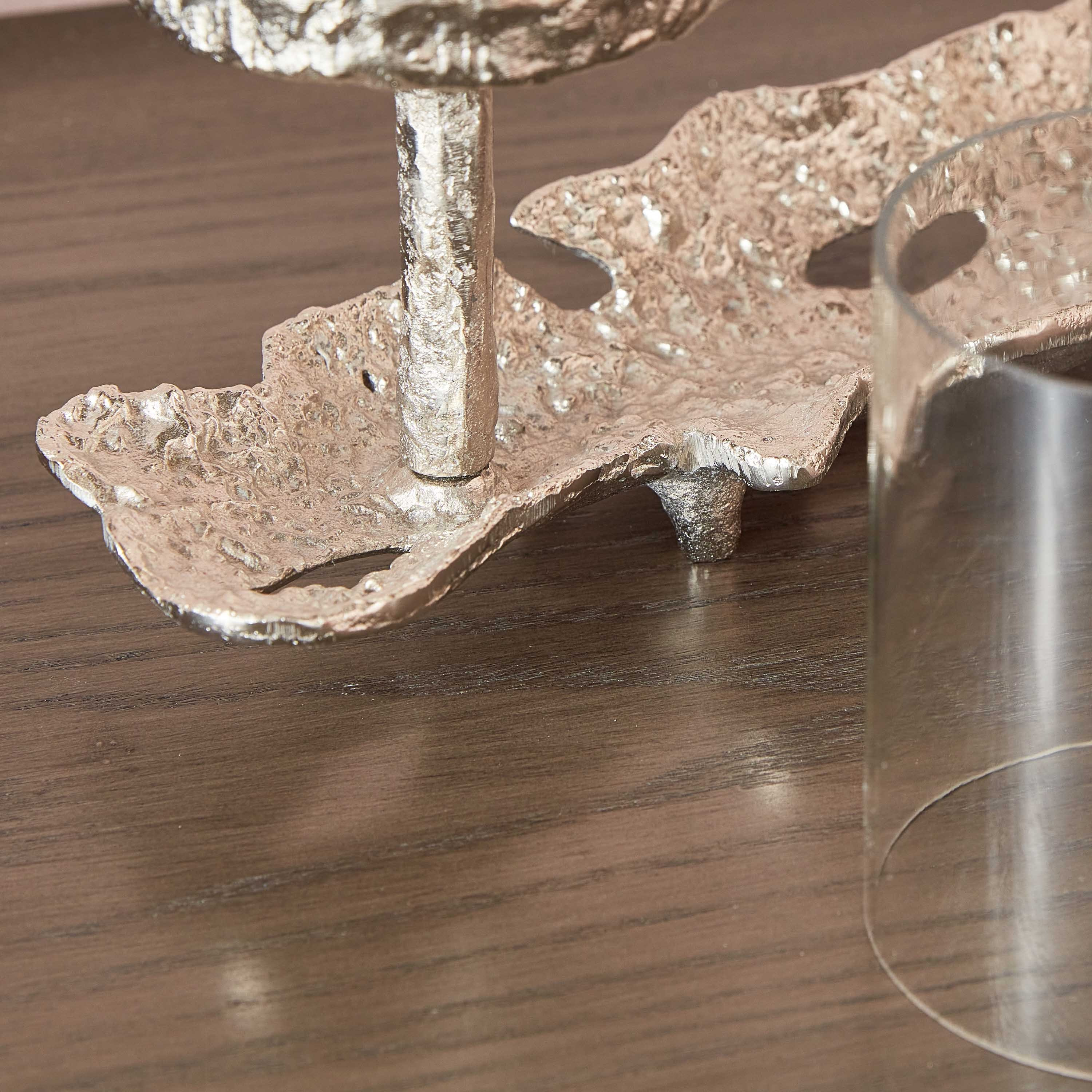 حامل شموع بارز الملمس من رقائق الألومنيوم مع زجاج من كلوي - 28x8x15 سم-hbxlivingroom-decorandaccessories-candleholders-image-4