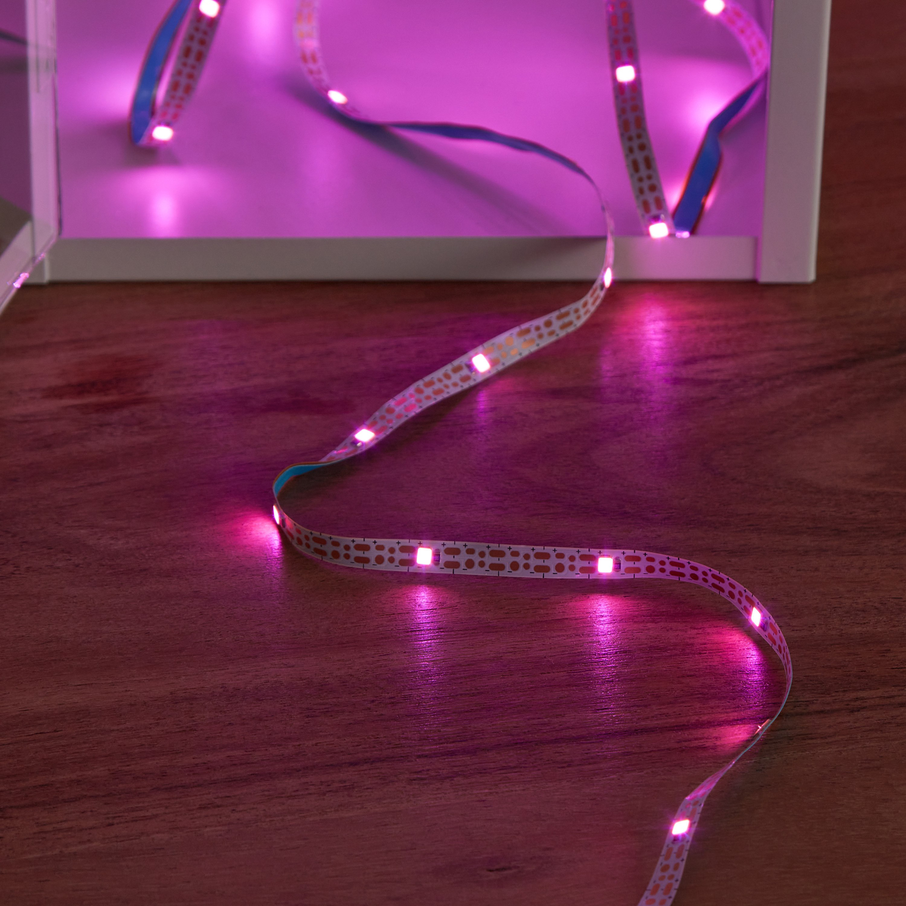 شريط إضاءة  إل إي دي من أورلا - 300 سم-hbxdiningroom-lighting-decorativesandstringlights-image-3