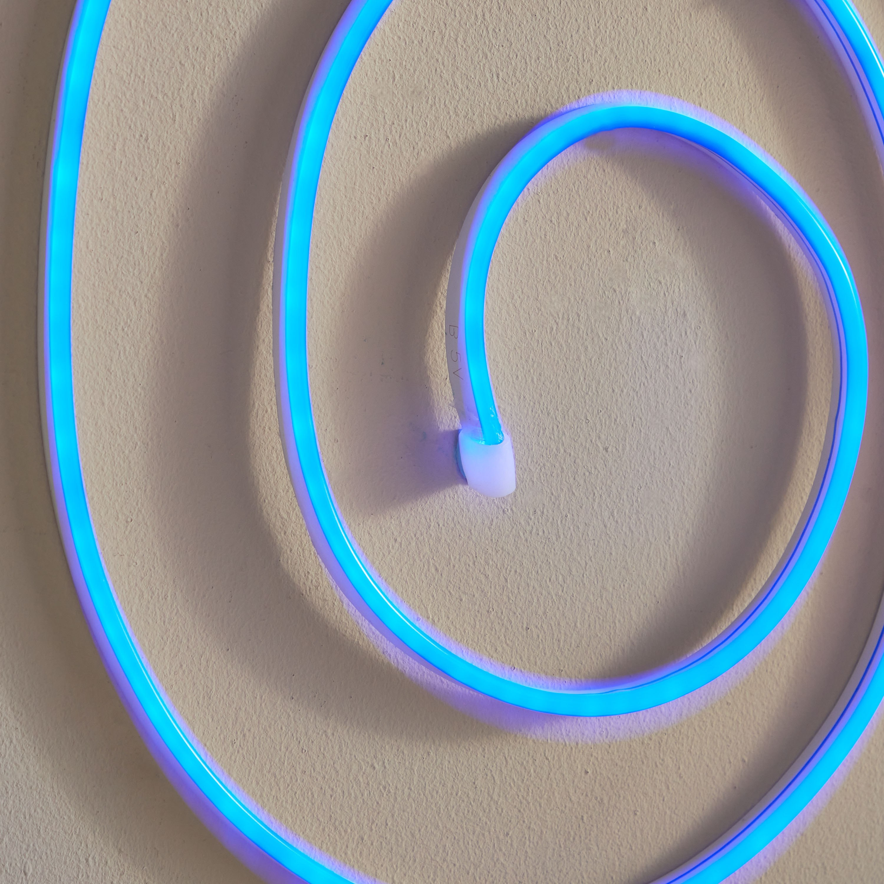 إضاءة نيون إل إي دي من جيمينج - 200 سم-hbxhomeware-lighting-decorativesandstringlights-image-3