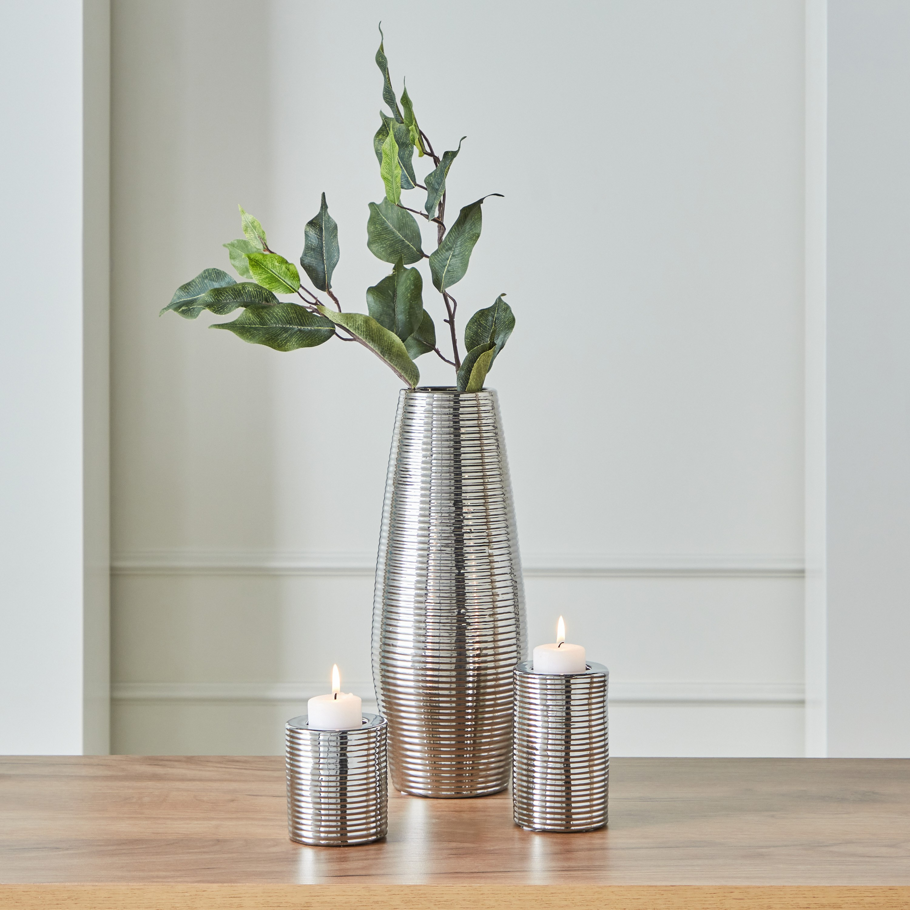 طقم هدايا مزهرية سيراميك مضلعة وحامل شموع 3 قطع من ديون-hbxbedroom-decorandaccessories-vases-image-1