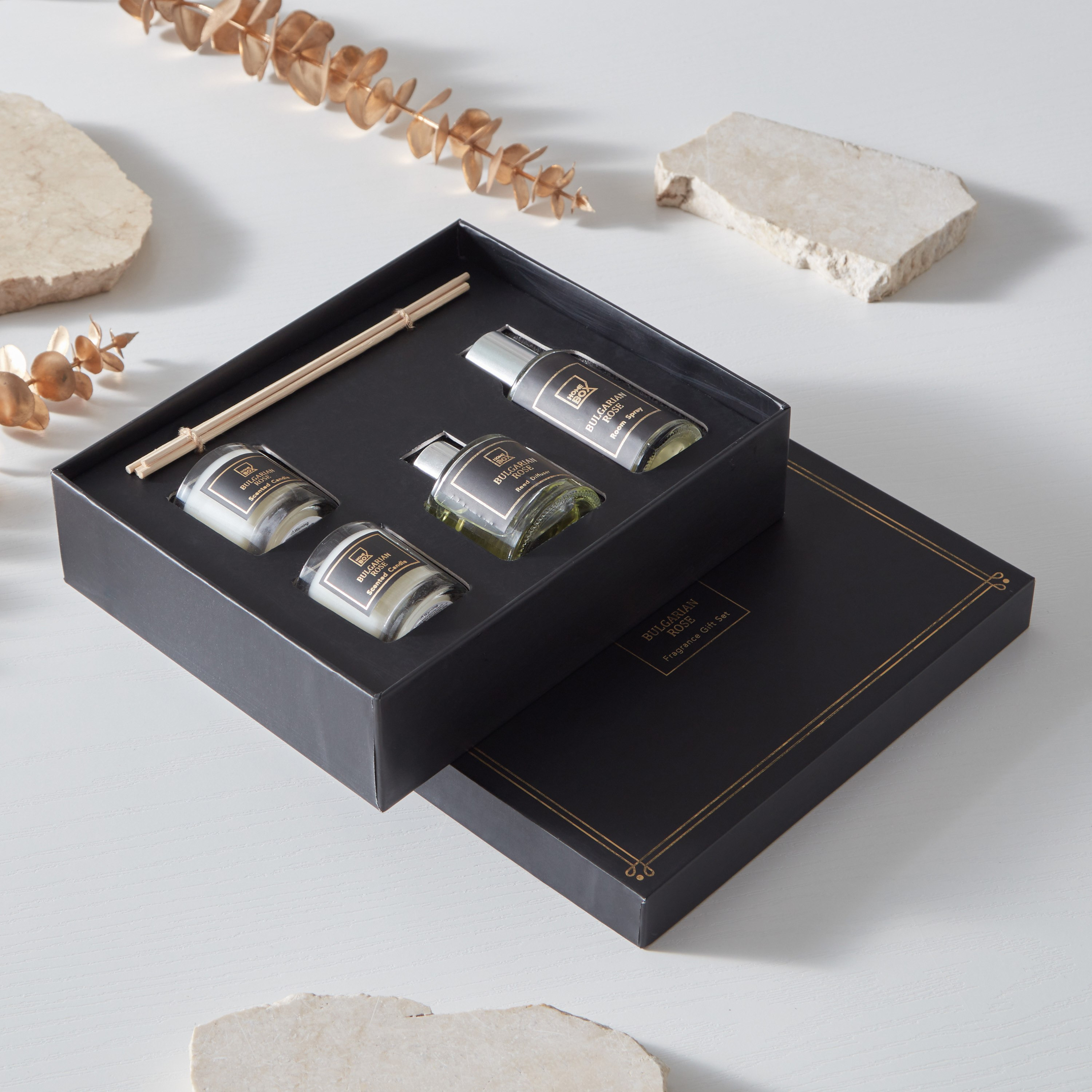 مجموعة هدايا عطور برائحة الورد البلغاري من ميدنايت إيسنس-PROMO_HB_AE_B2G2_011025-image-1