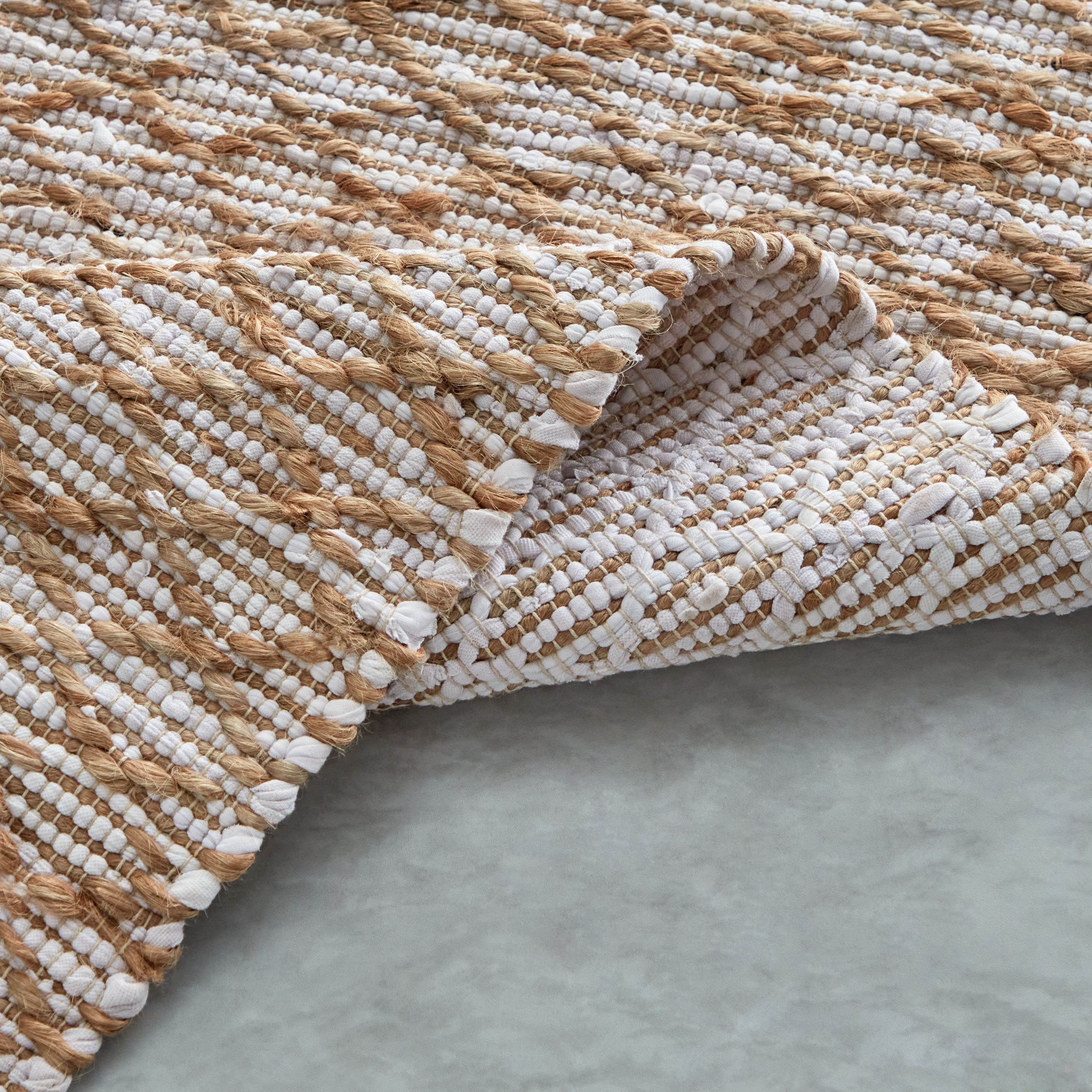 سجادة شيندي جوت مصنوعة يدويًا من دياموند - 80x150 سم-hbxdecorandfurnishings-floorcoverings-rugs-image-4